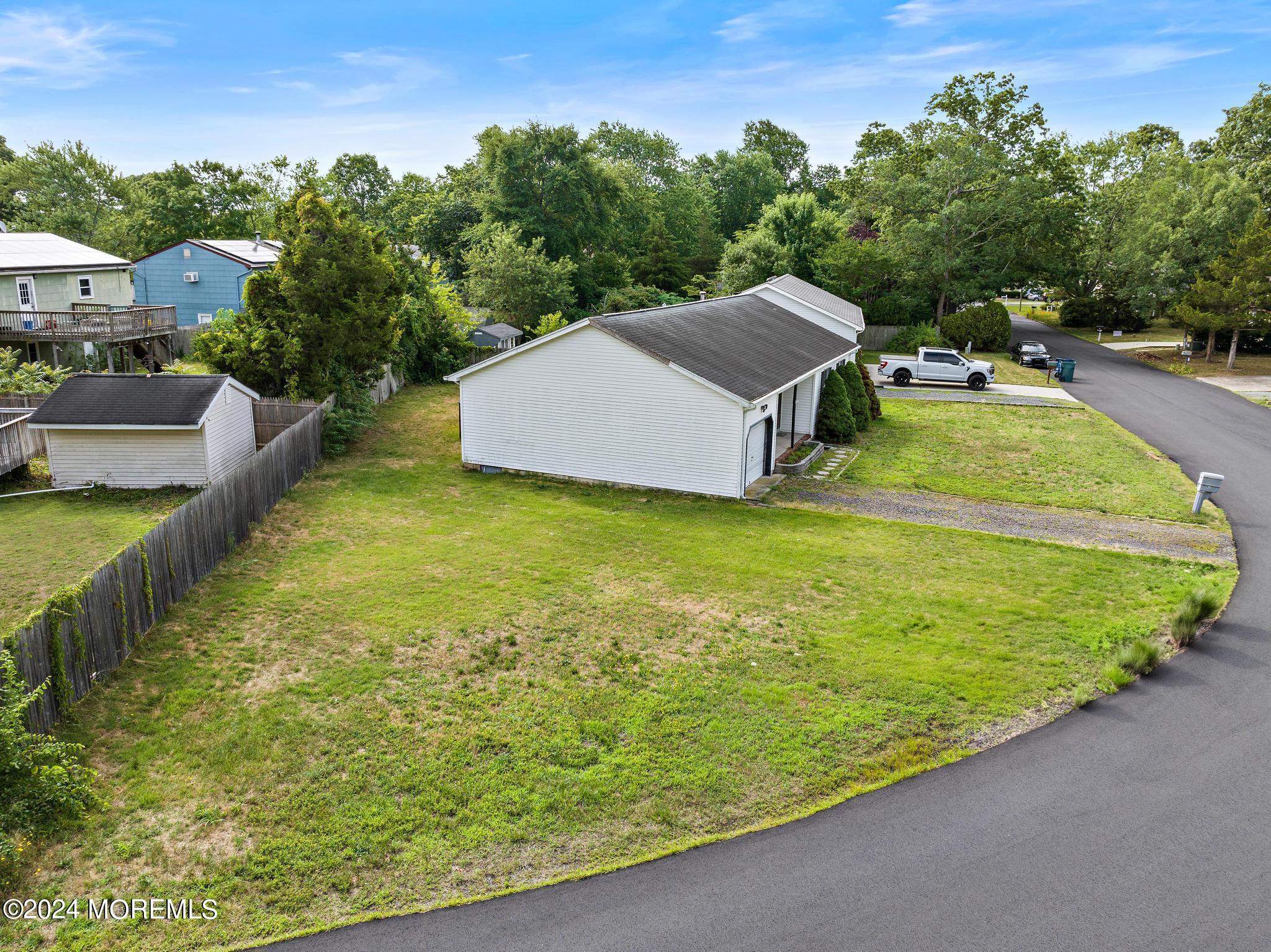30 Oakleaf Drive