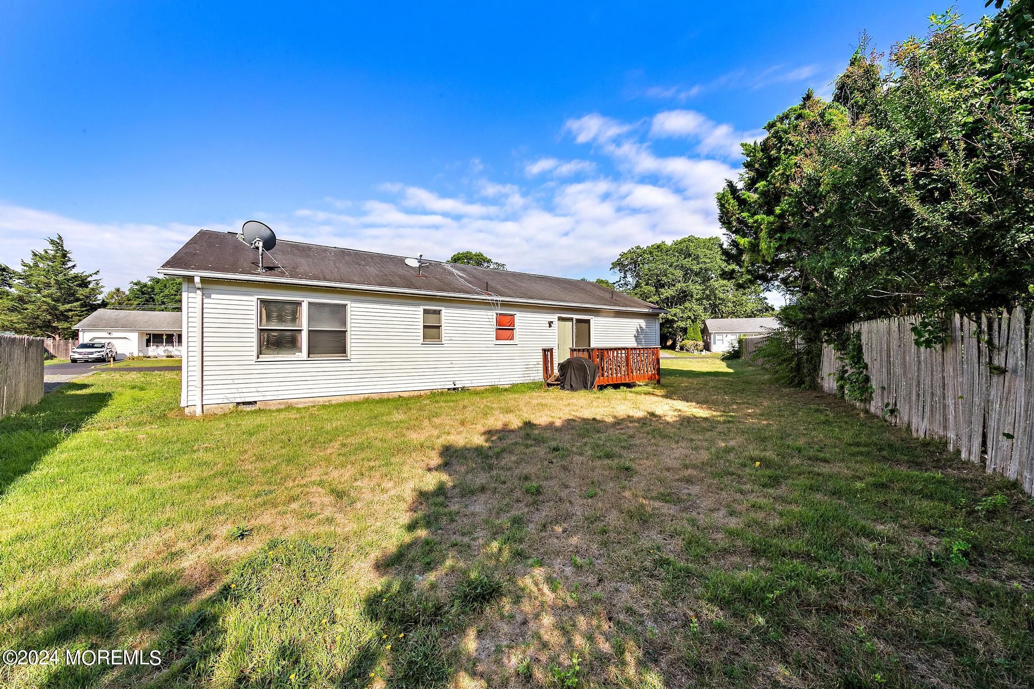 30 Oakleaf Drive
