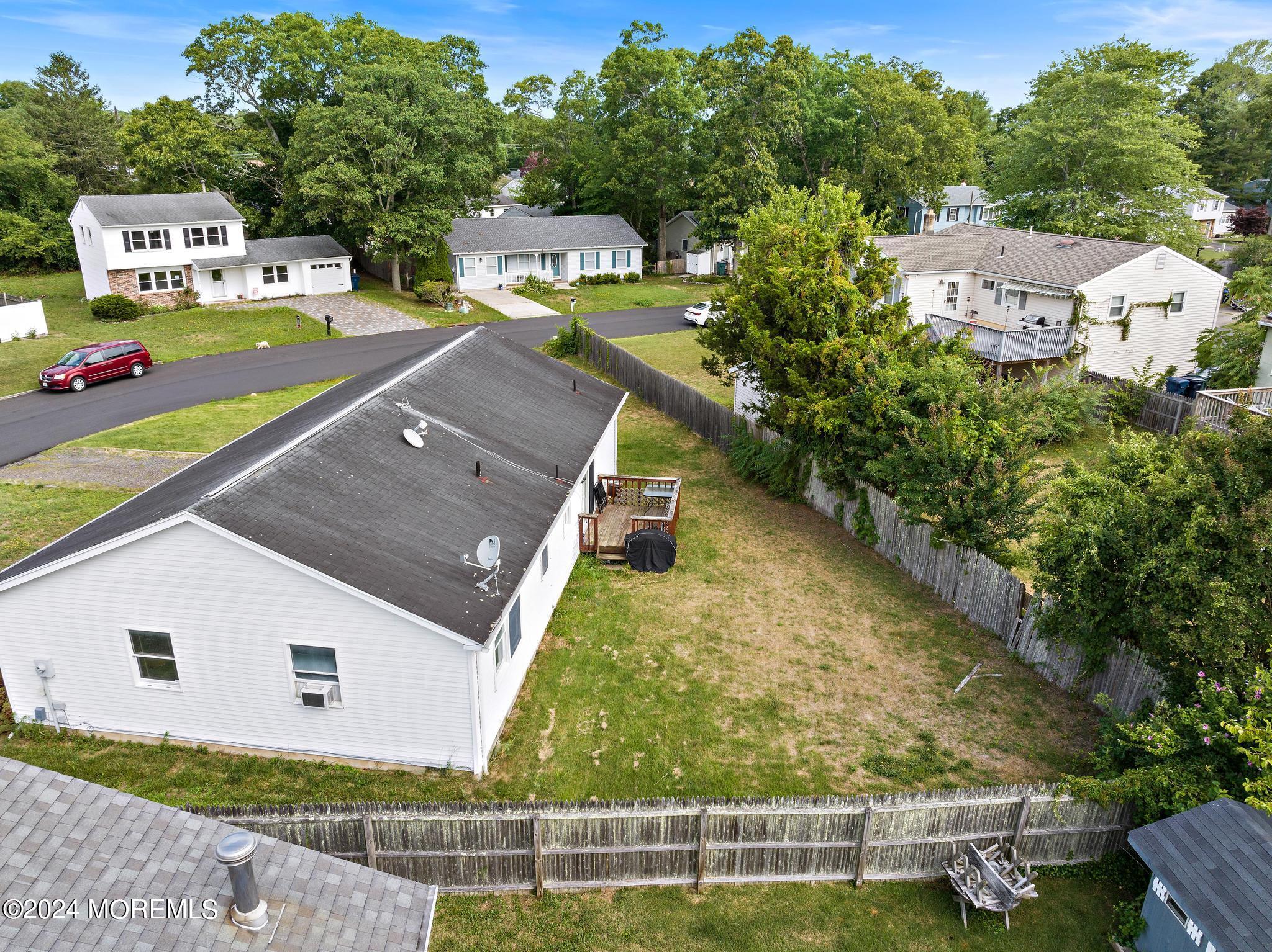 30 Oakleaf Drive