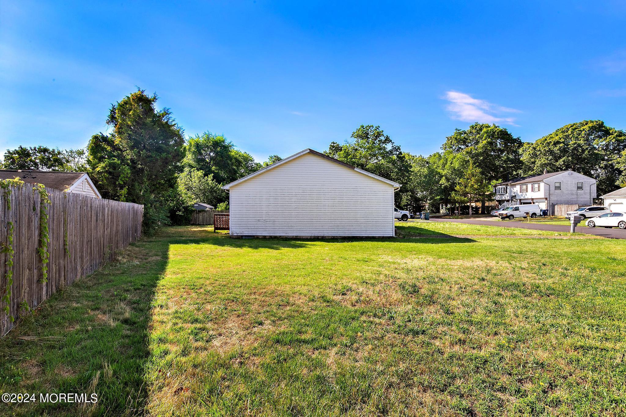 30 Oakleaf Drive