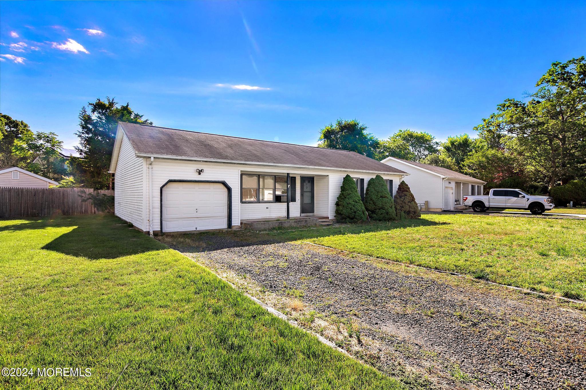 30 Oakleaf Drive