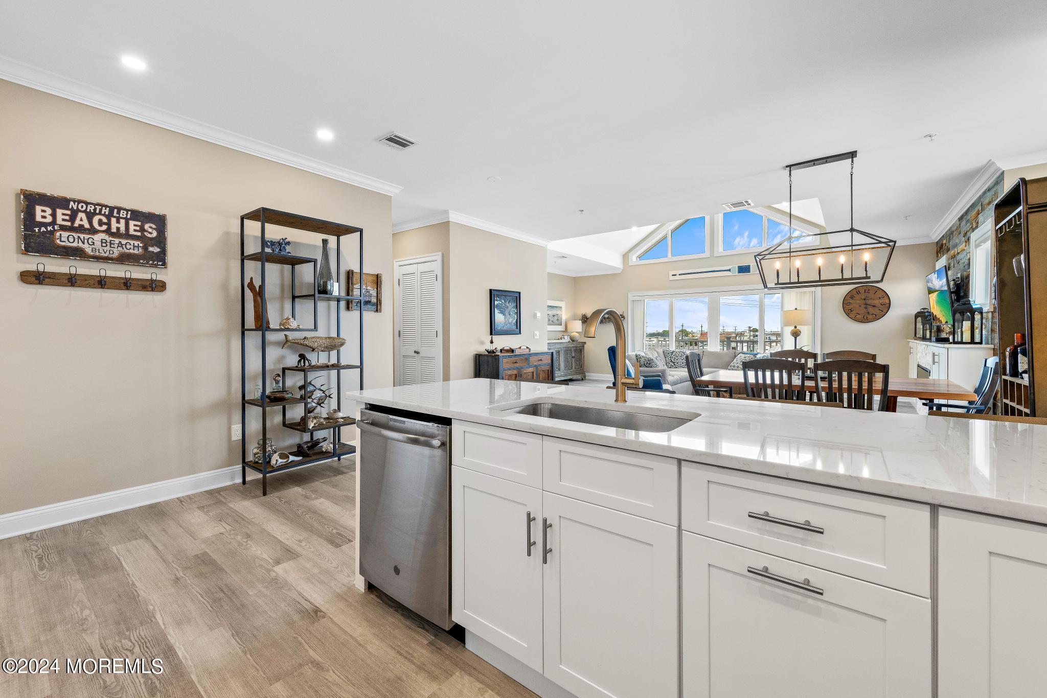101 W 9th Street 307
