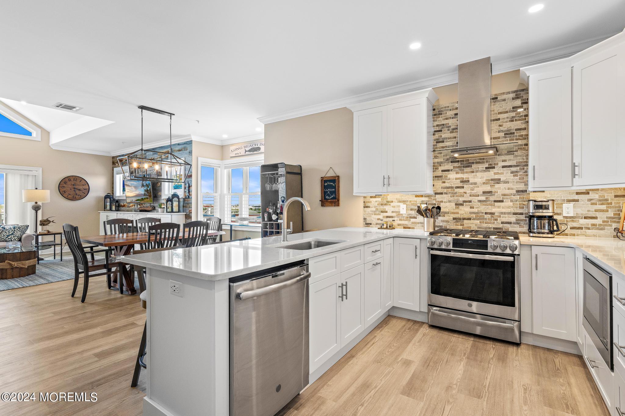 101 W 9th Street 307