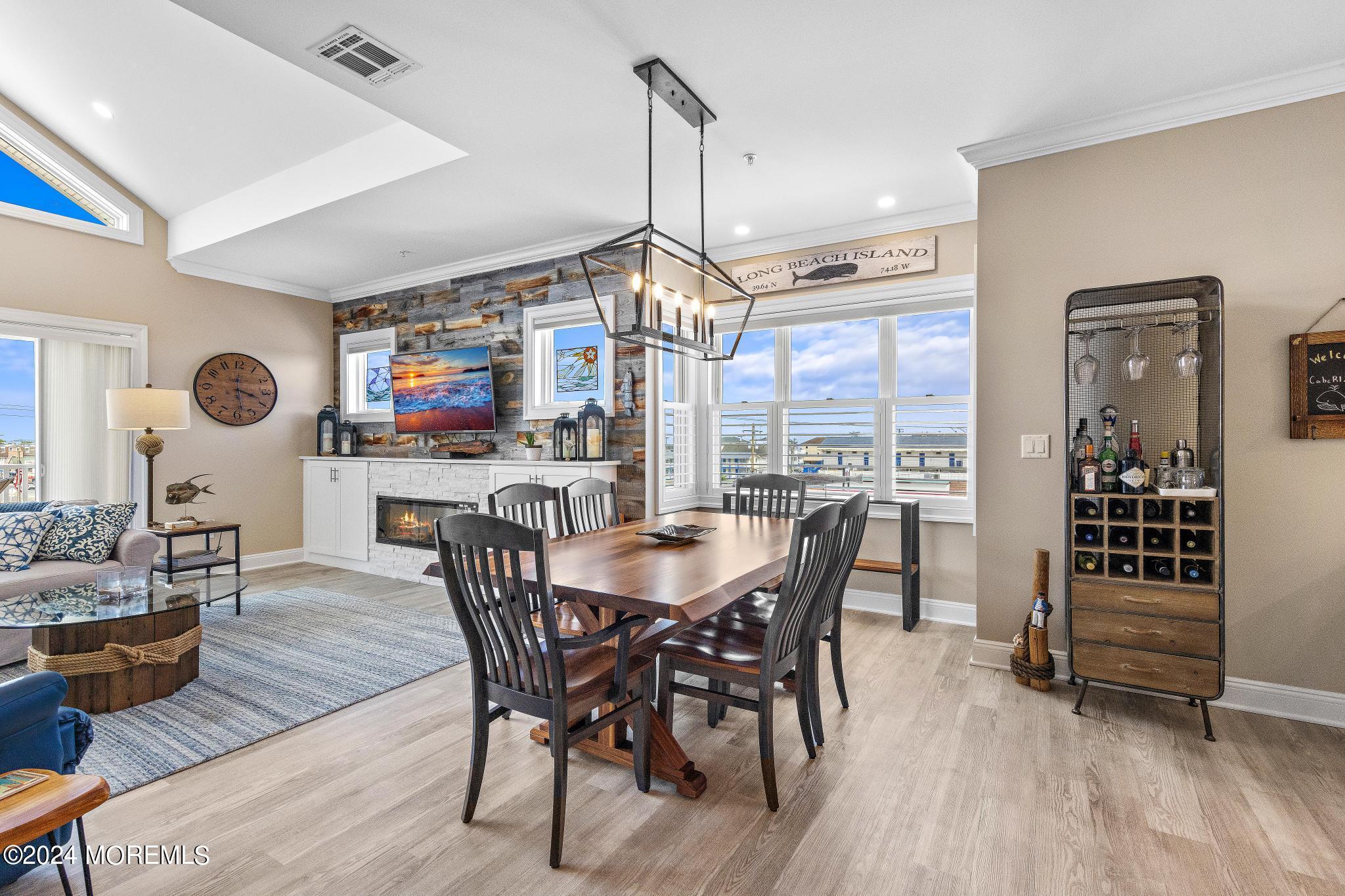 101 W 9th Street 307
