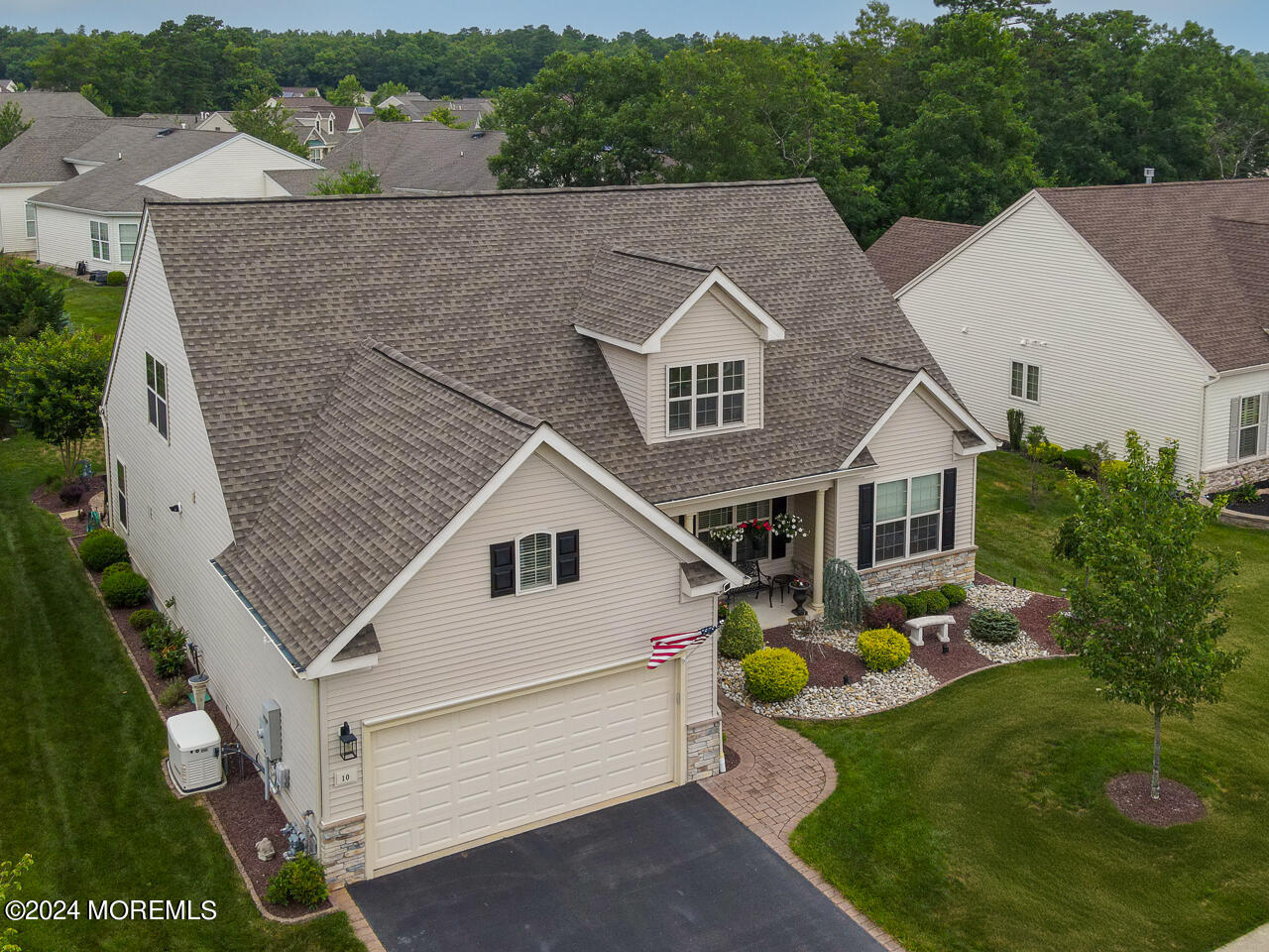 10 Rockland Street