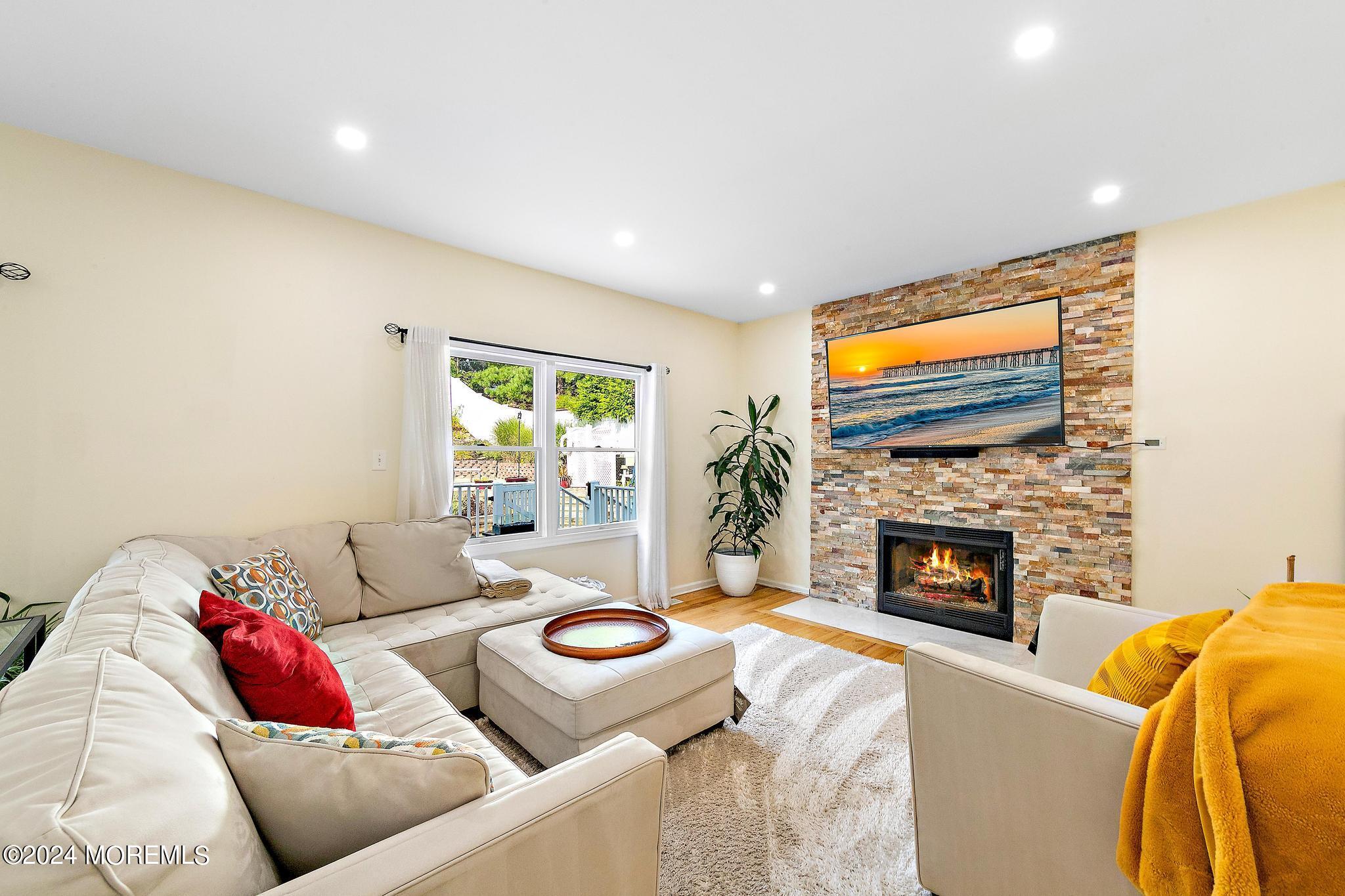 17 Sugarhill Road
