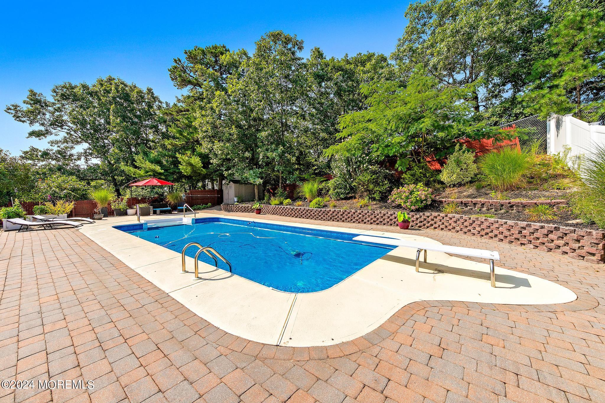17 Sugarhill Road