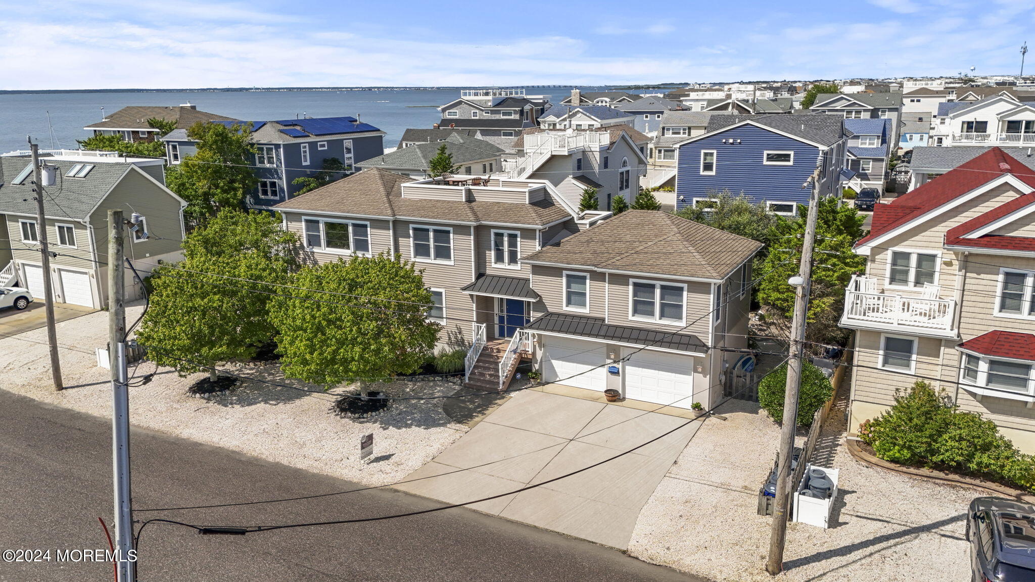 21 W Bayberry Drive