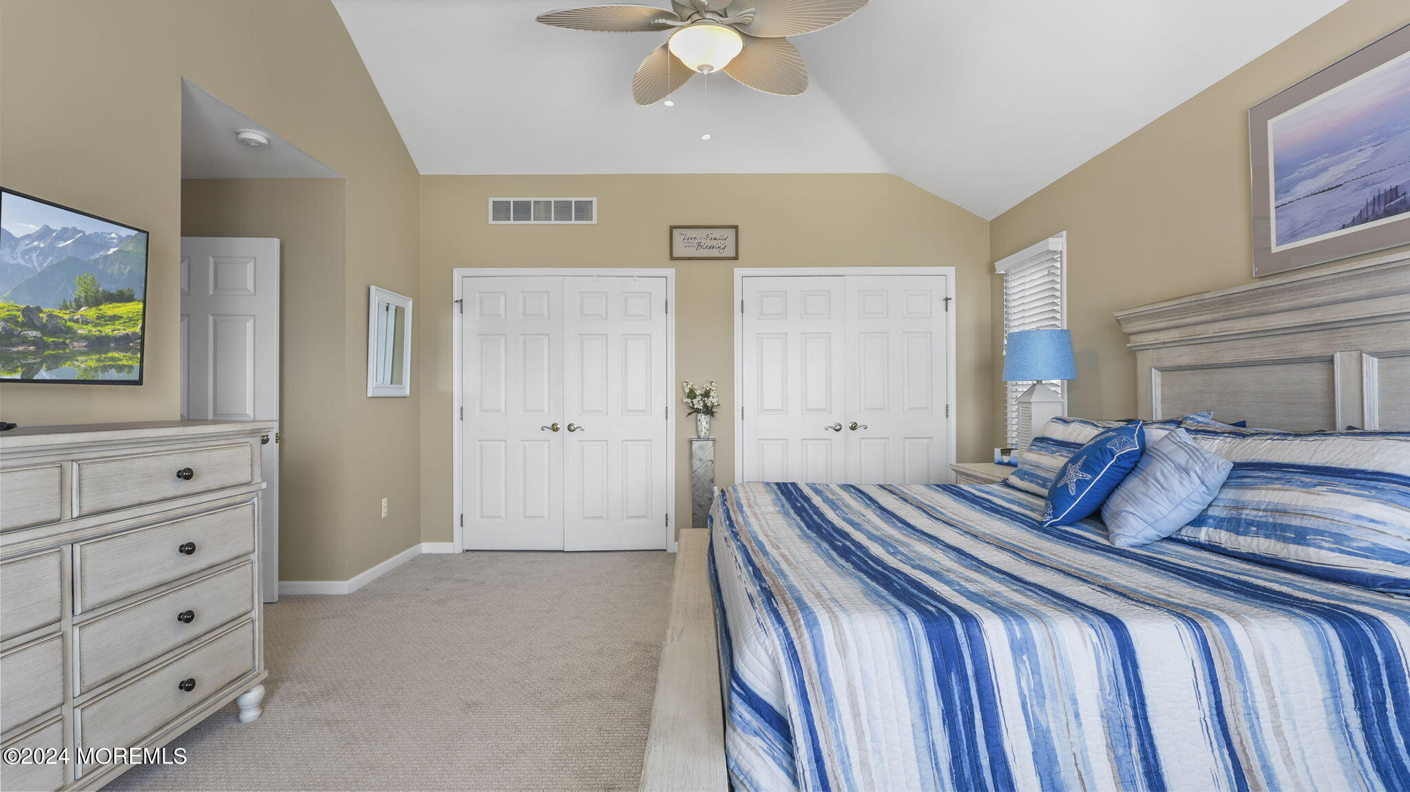 21 W Bayberry Drive