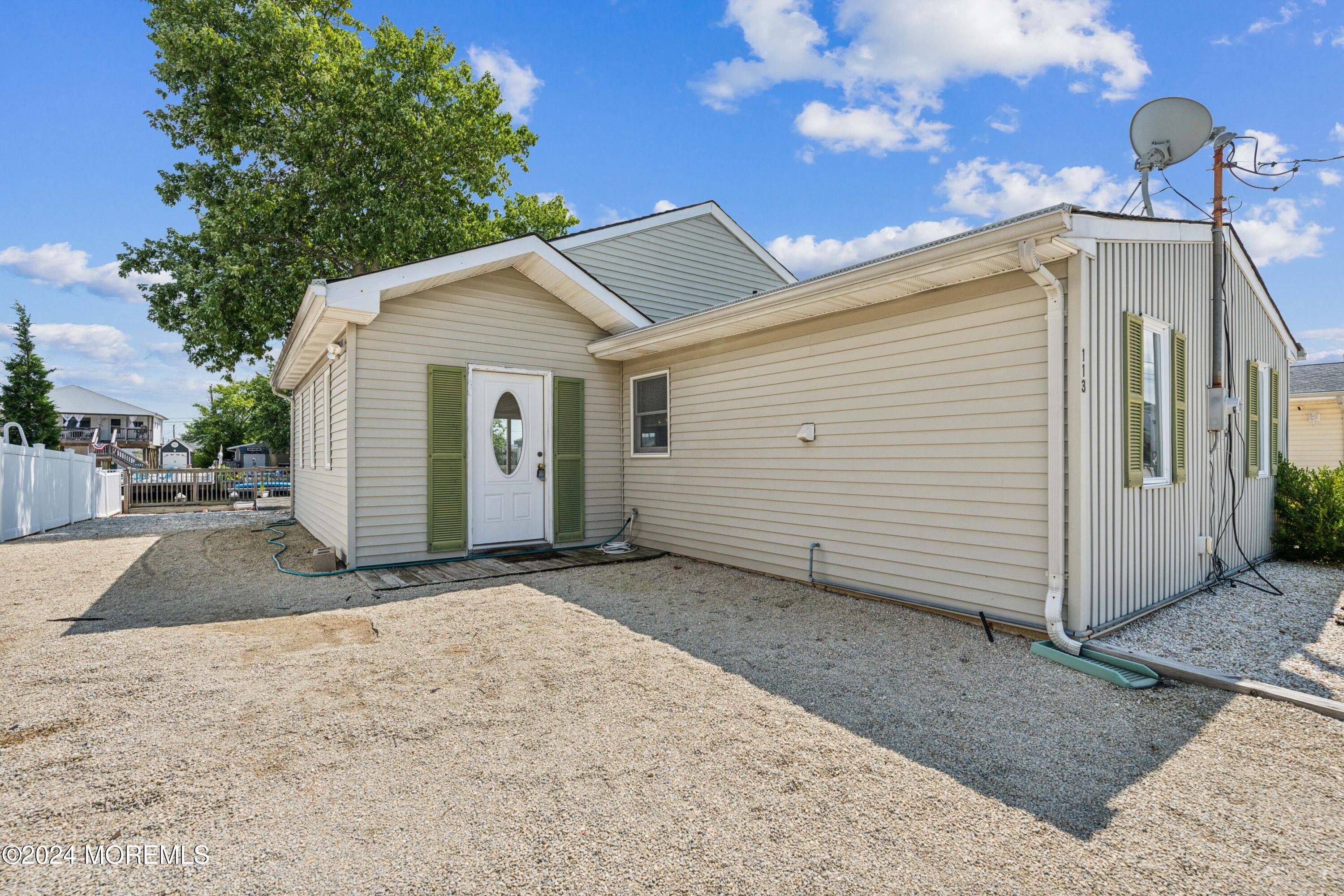 113 Lake Superior Drive