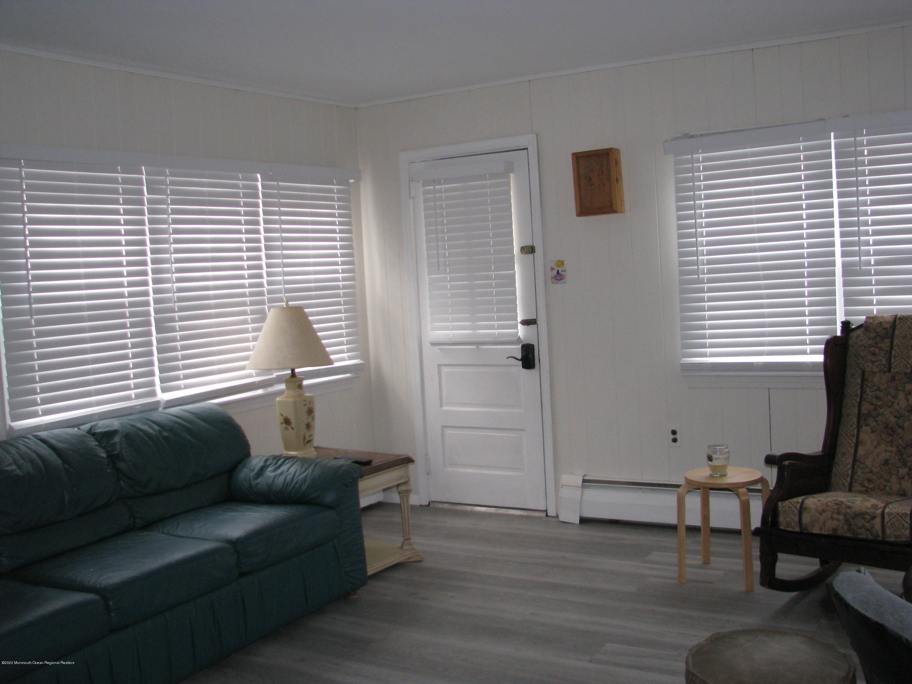 23 N 10th Street