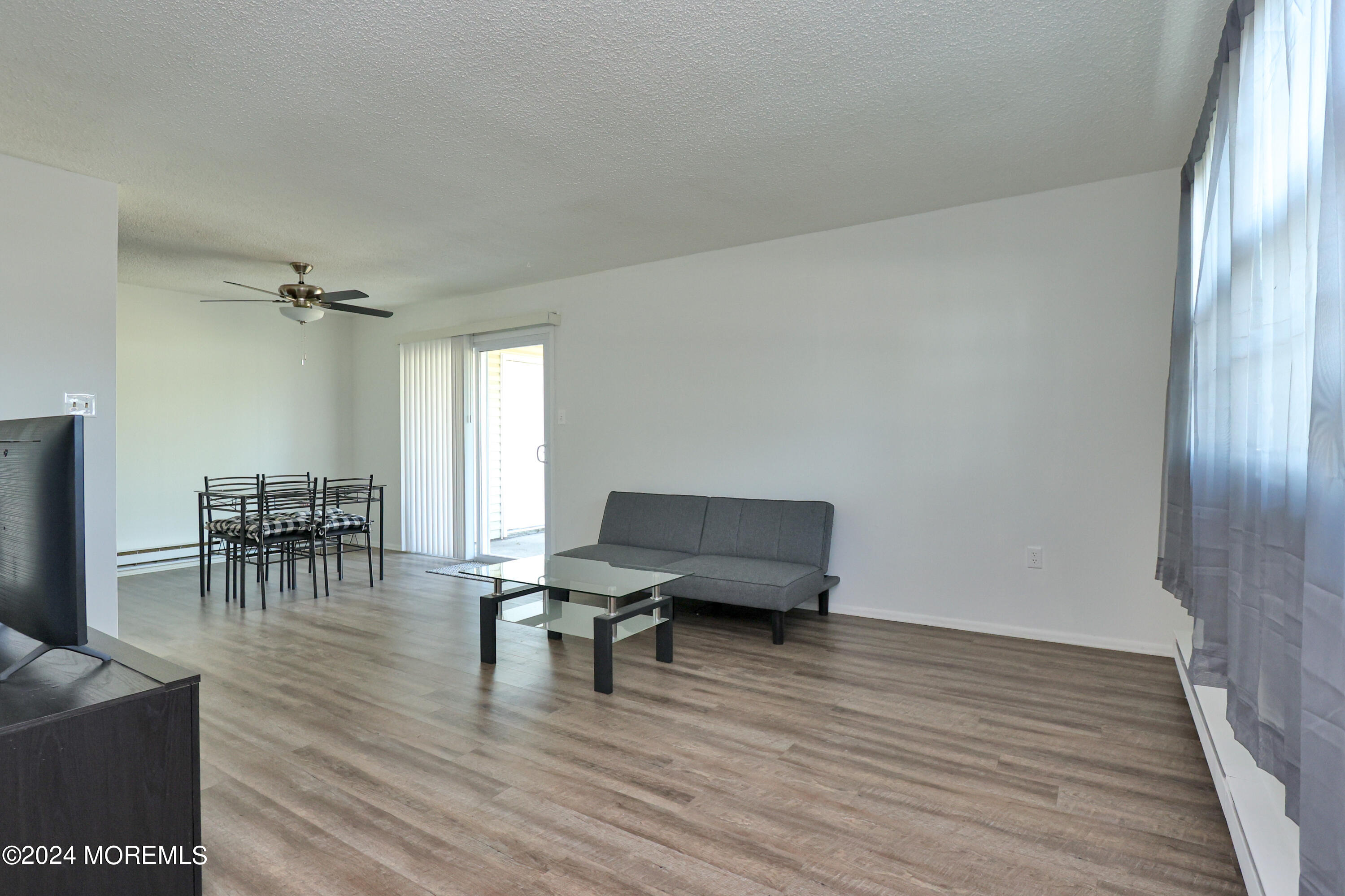 2 S Seas Court