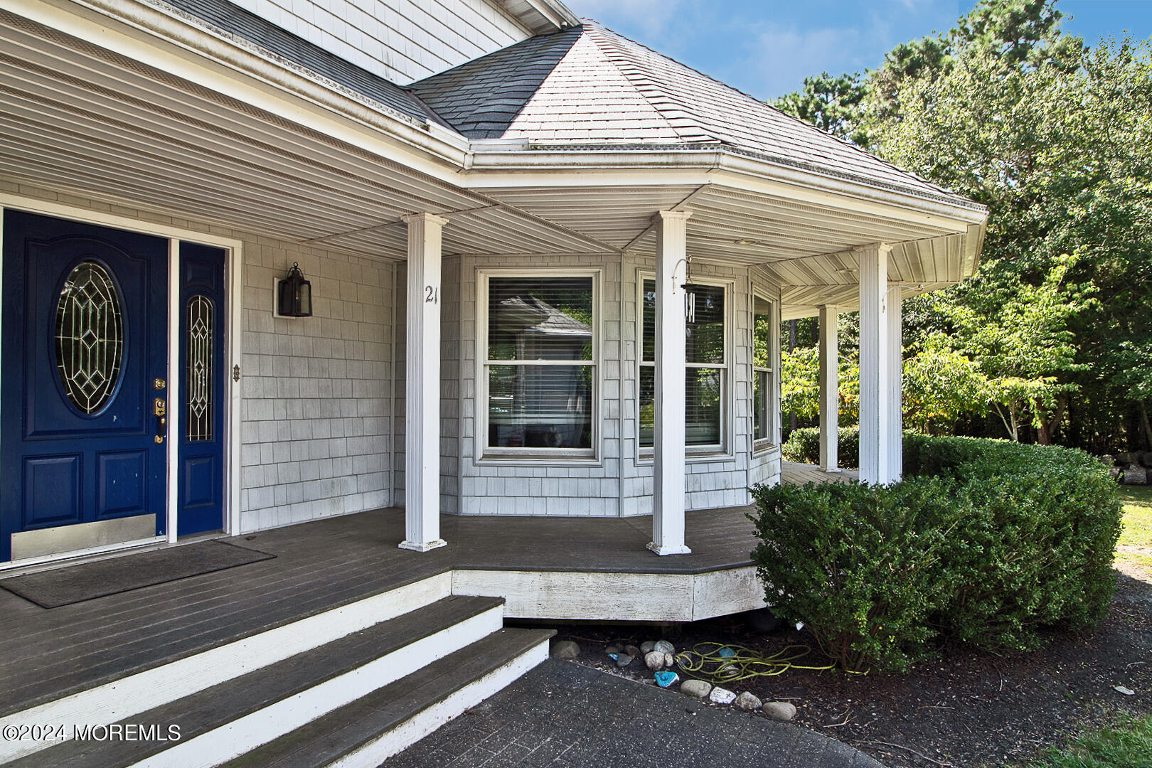 21 Bog Hollow Court