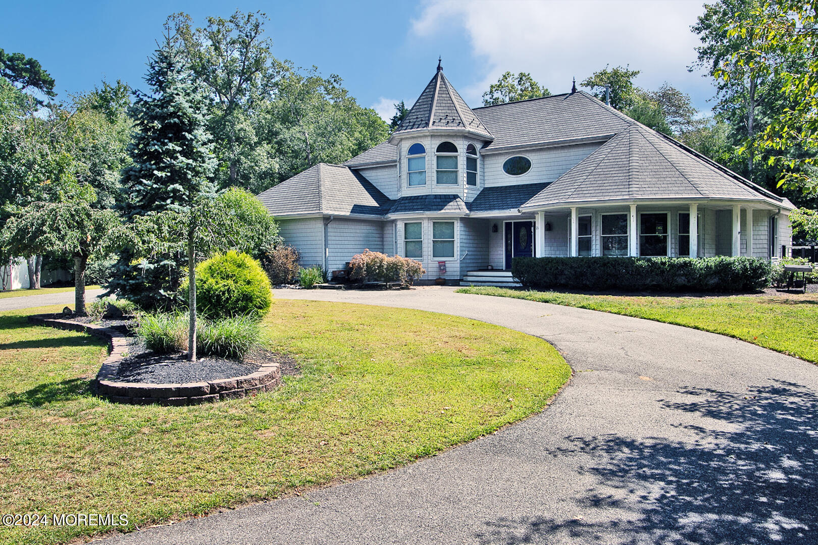 21 Bog Hollow Court