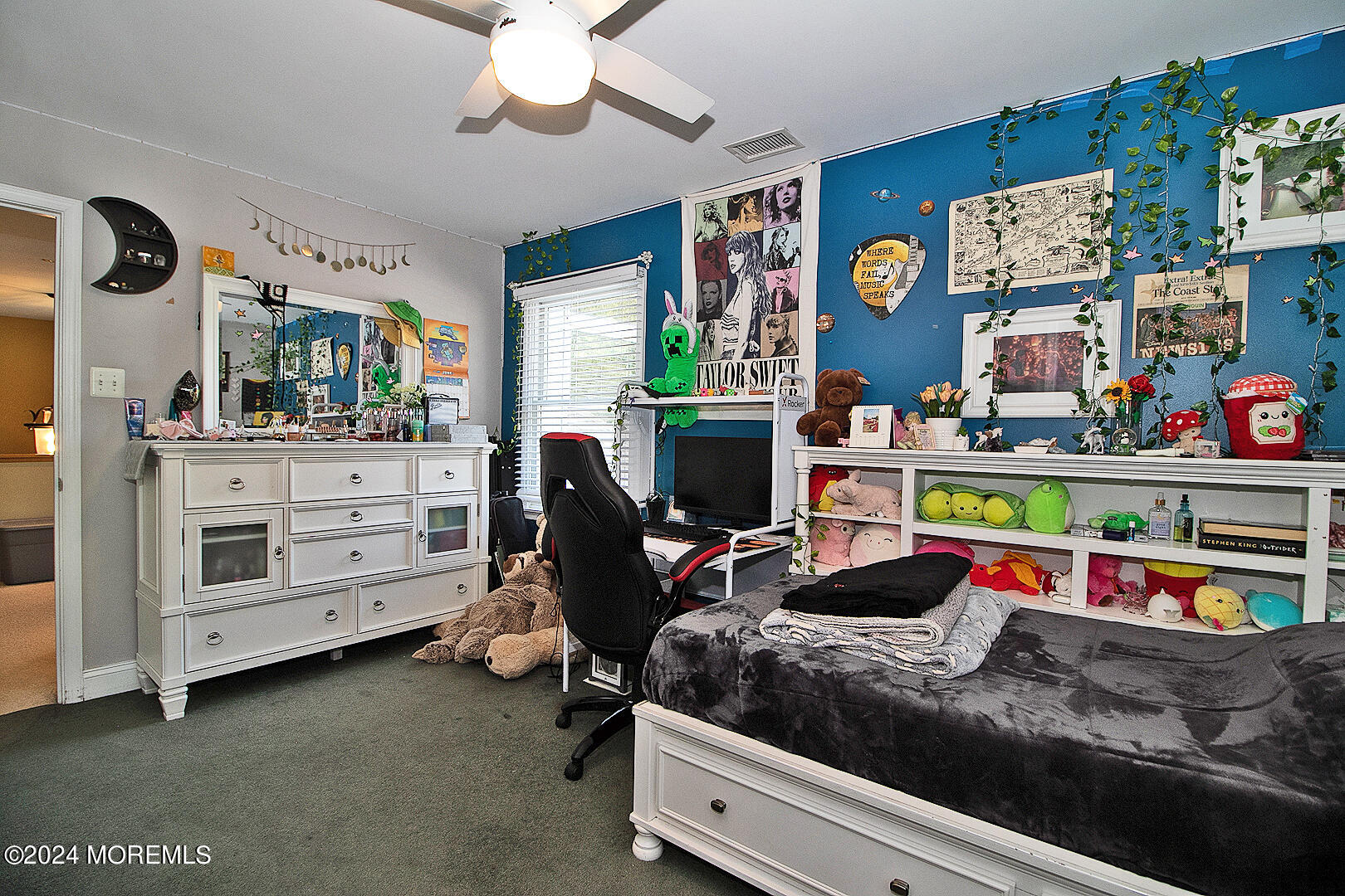 21 Bog Hollow Court