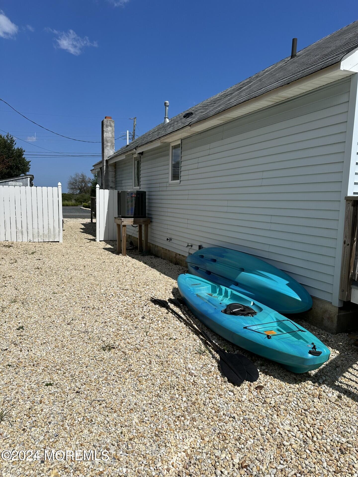 88 Edgewater Drive