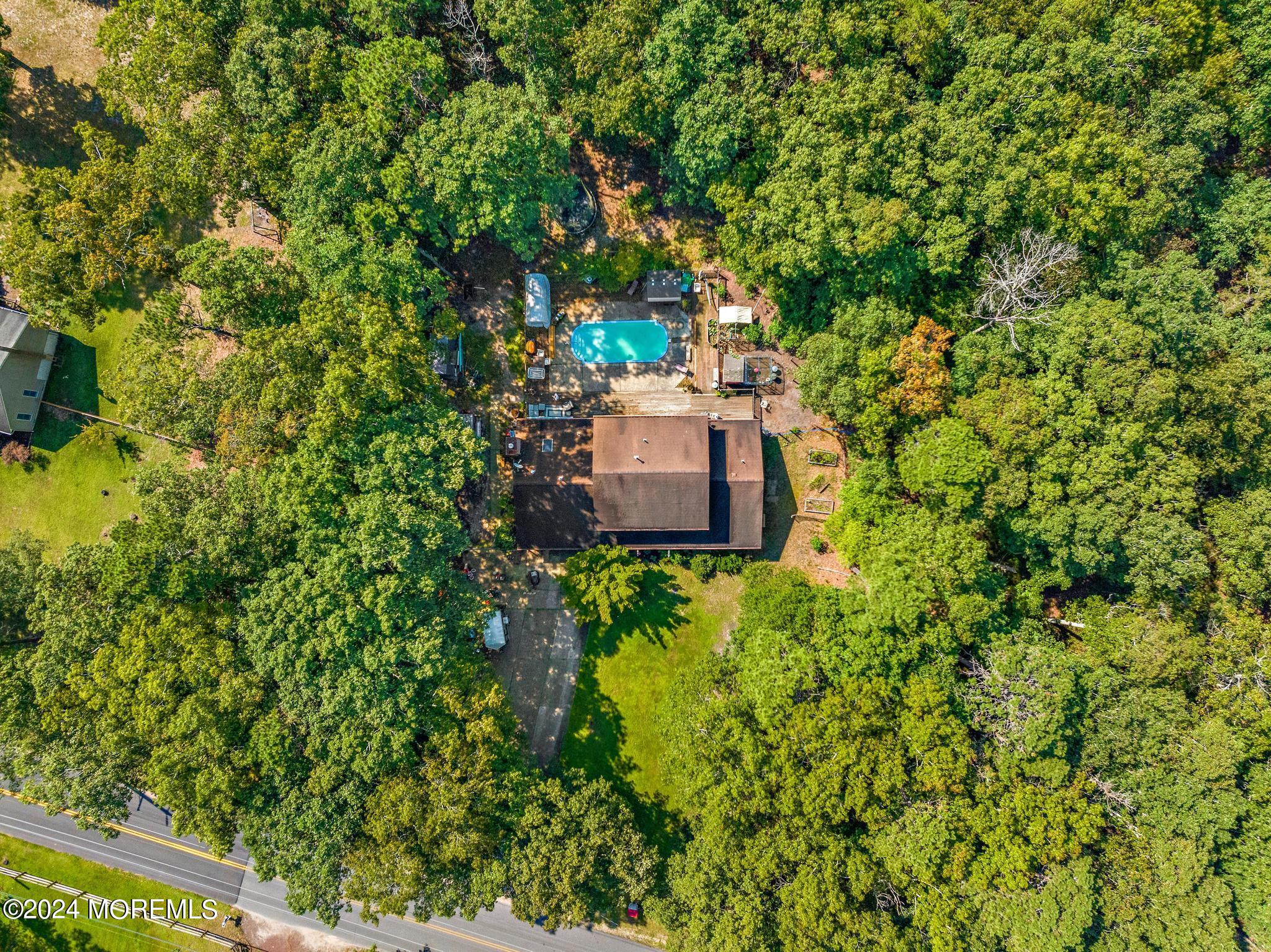453 Stage Road
