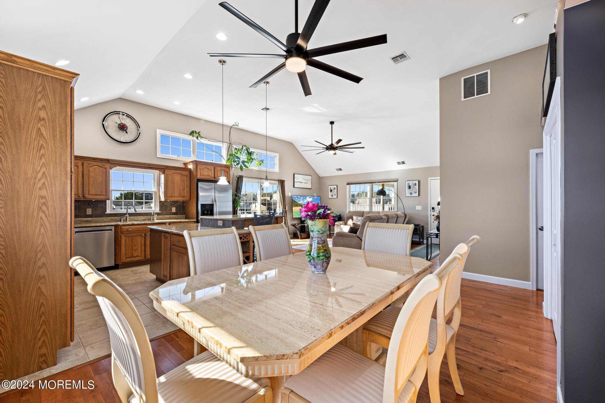 219 Heron Road