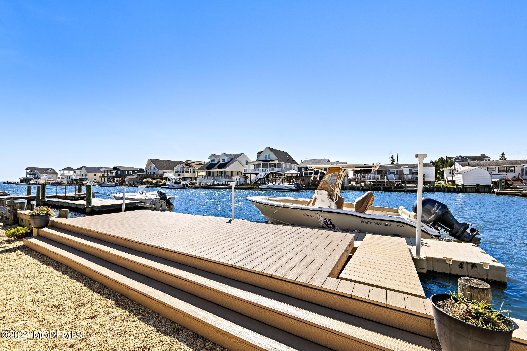 219 Heron Road