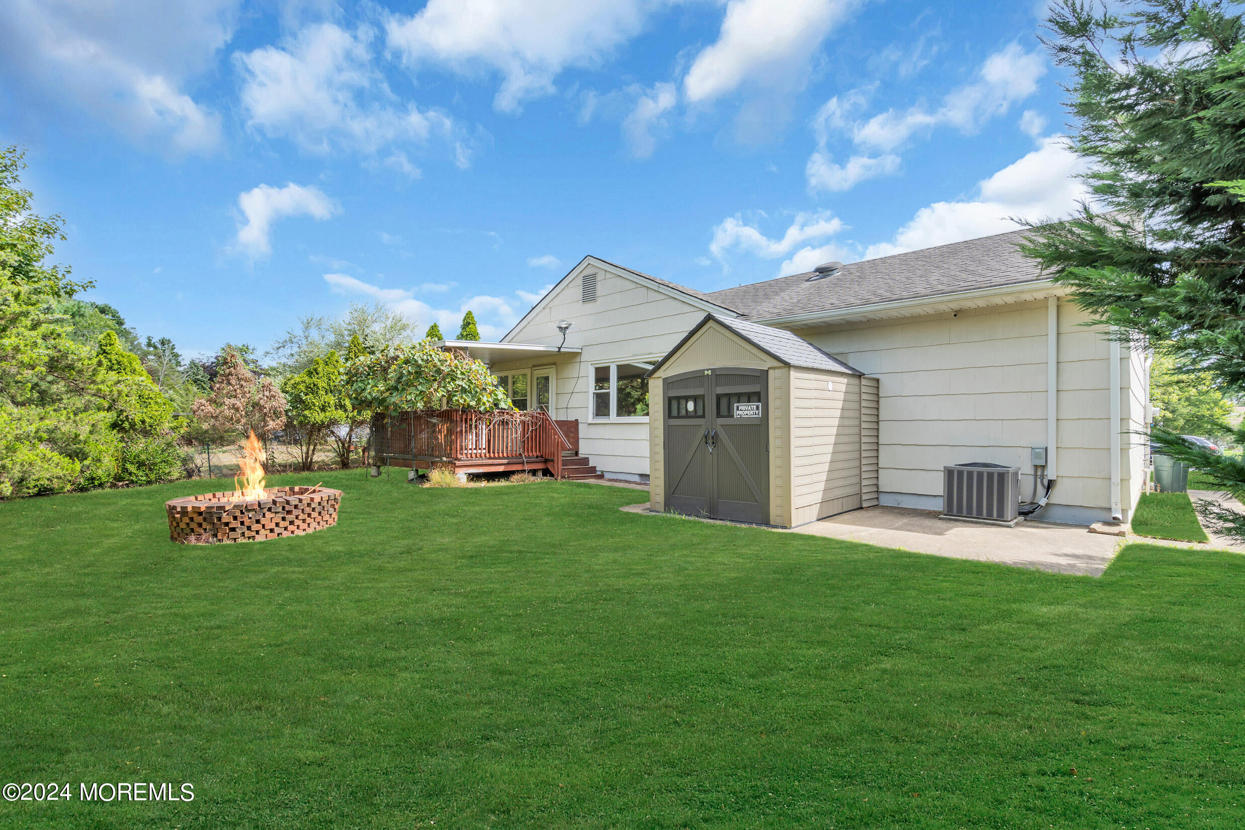 34 Sherwood Lane
