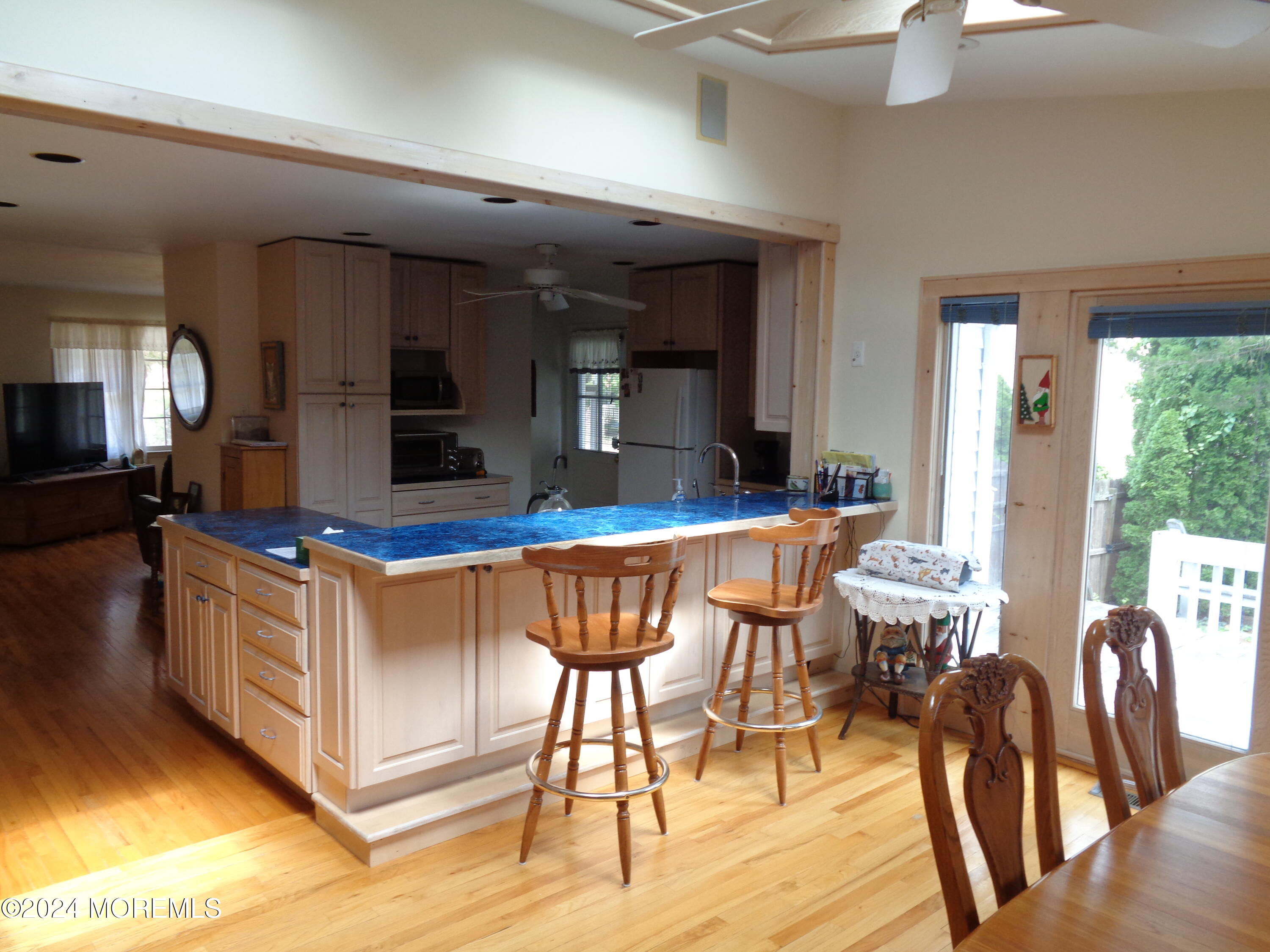 401 Springfield Avenue