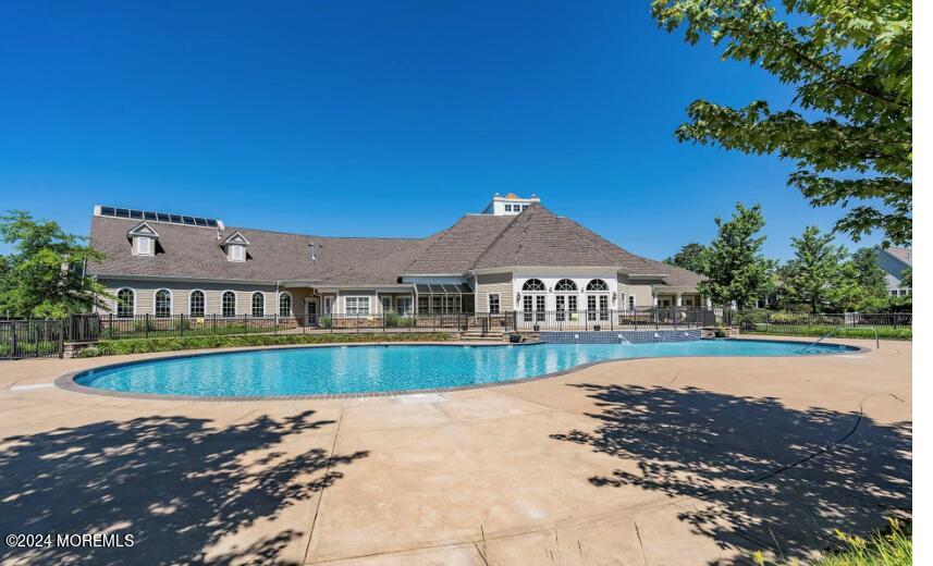 40 Aurora Circle
