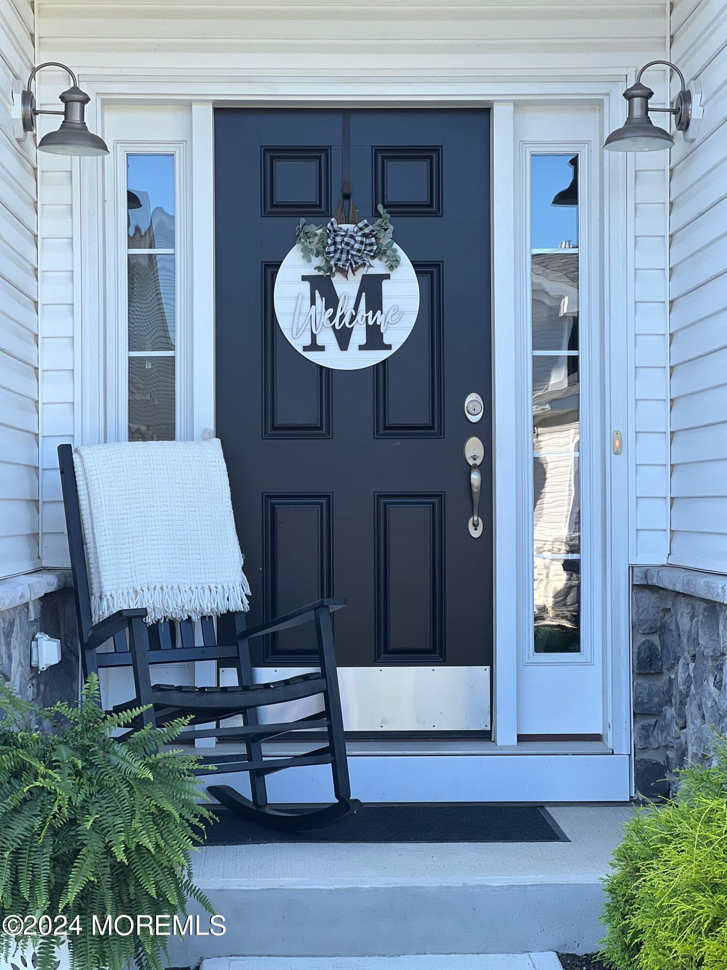 40 Aurora Circle