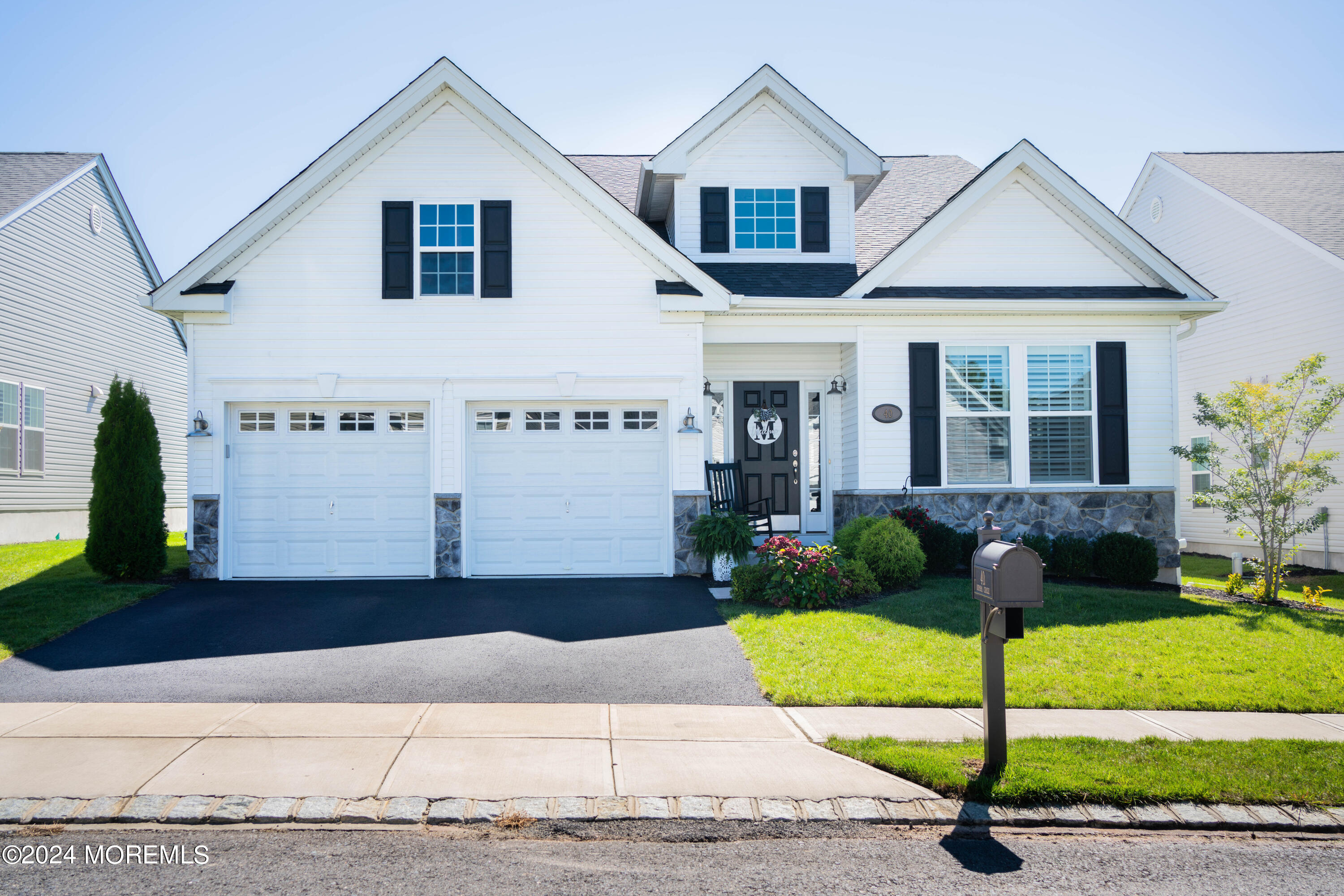 40 Aurora Circle