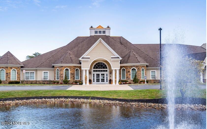 40 Aurora Circle
