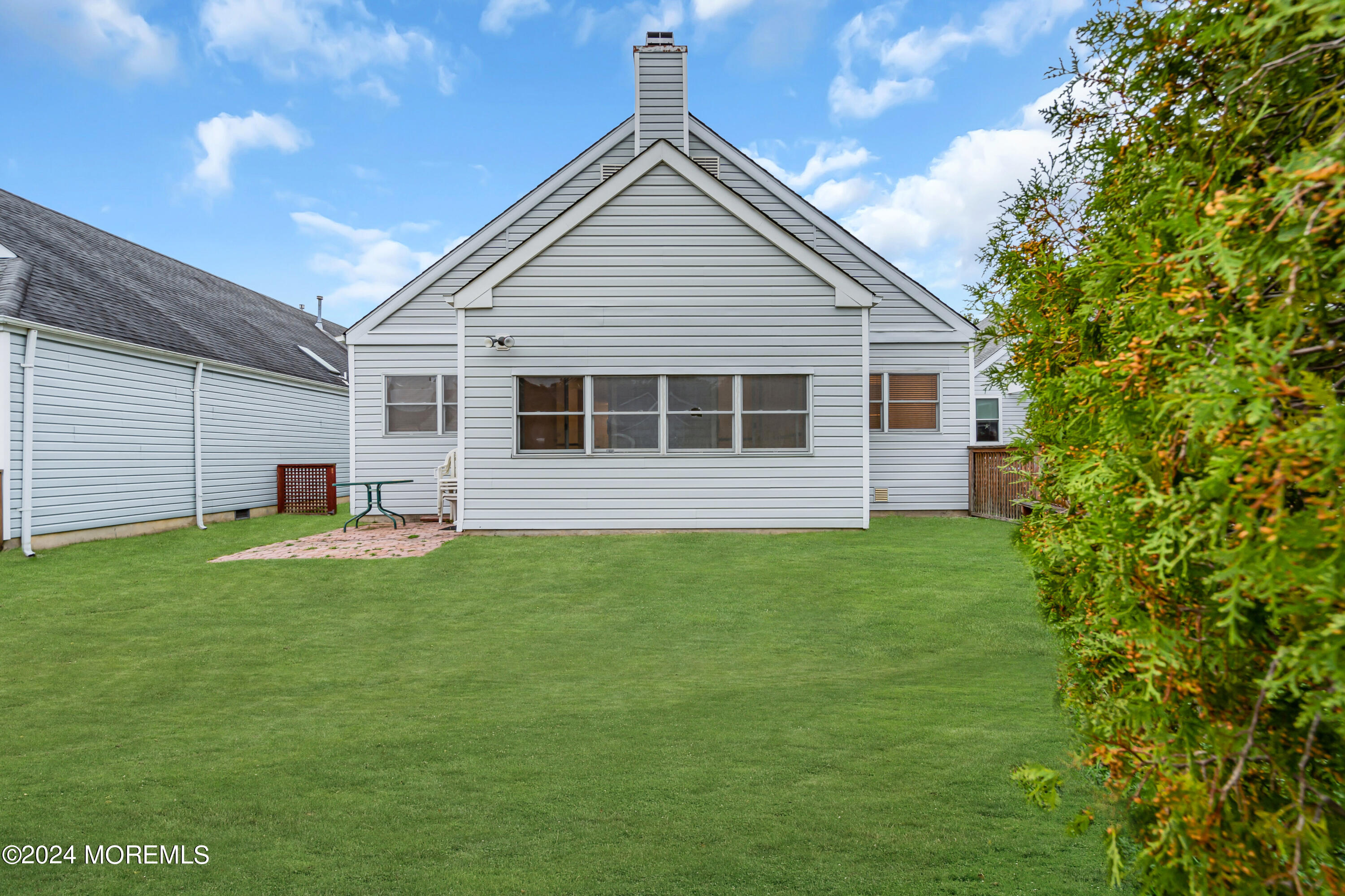 111 Deerfield Drive