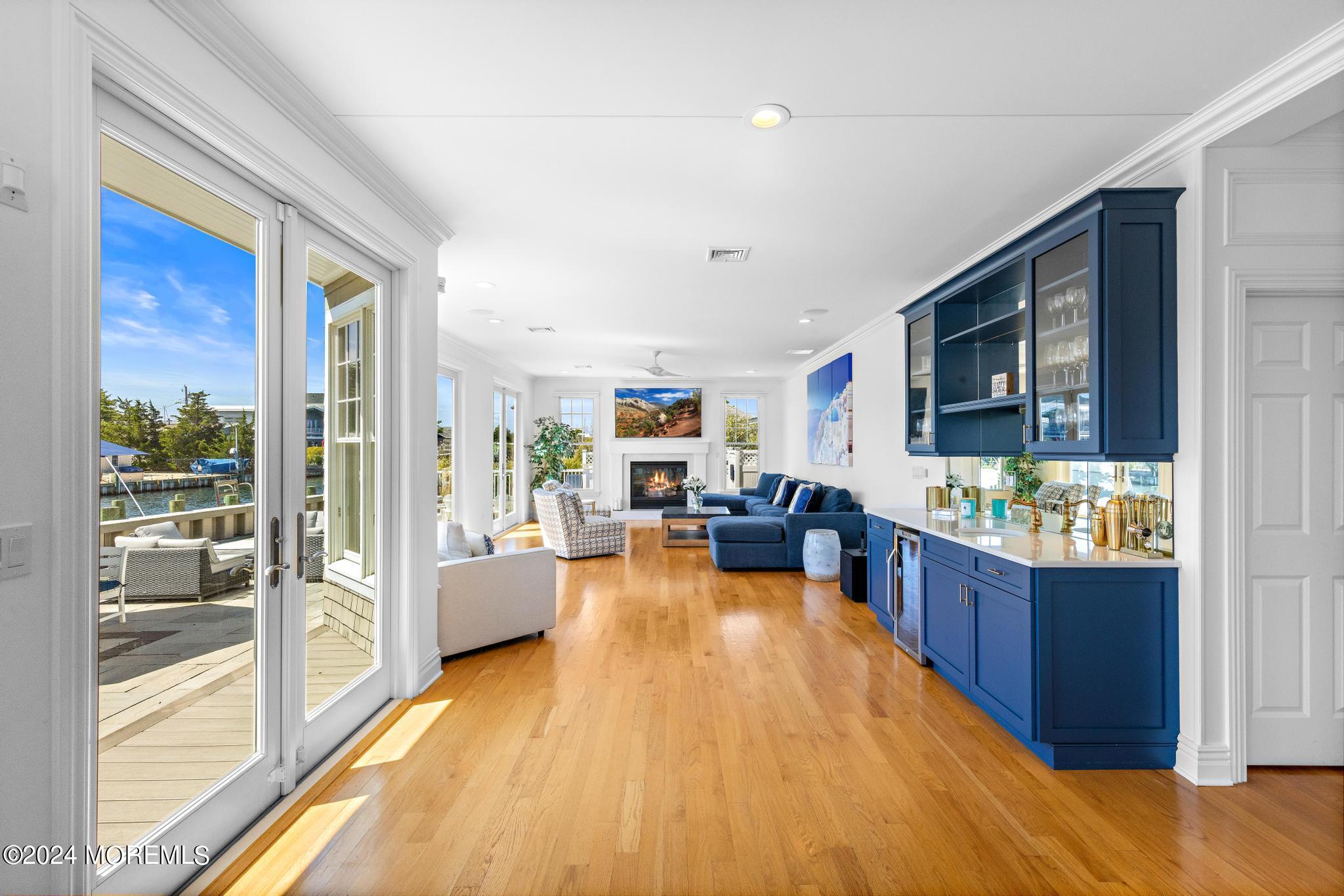 156 Marina Boulevard