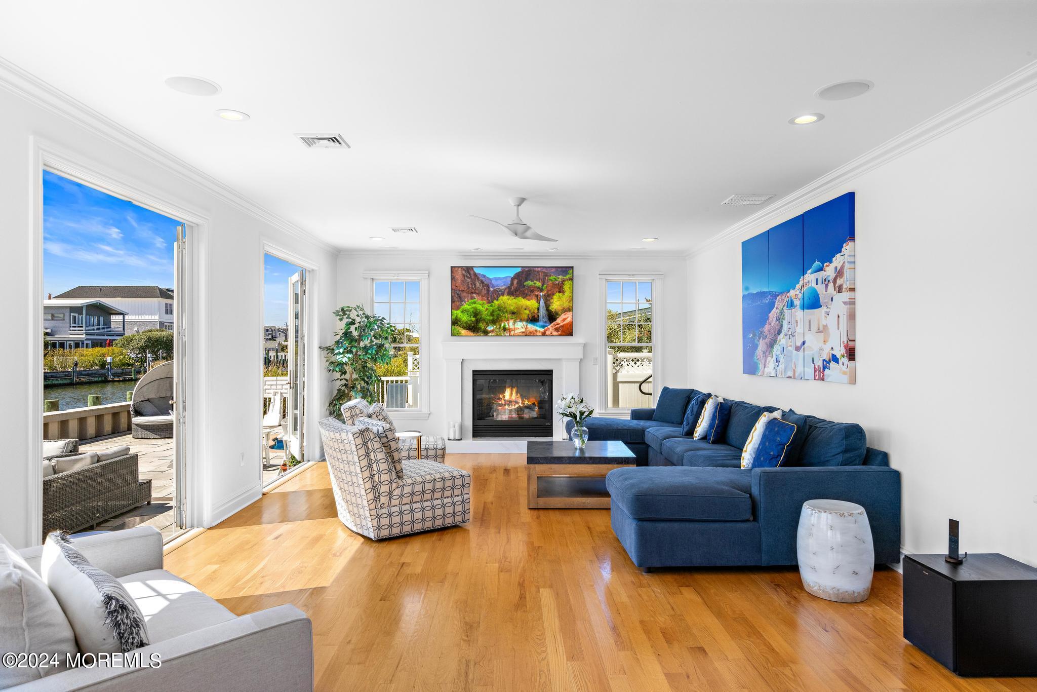 156 Marina Boulevard