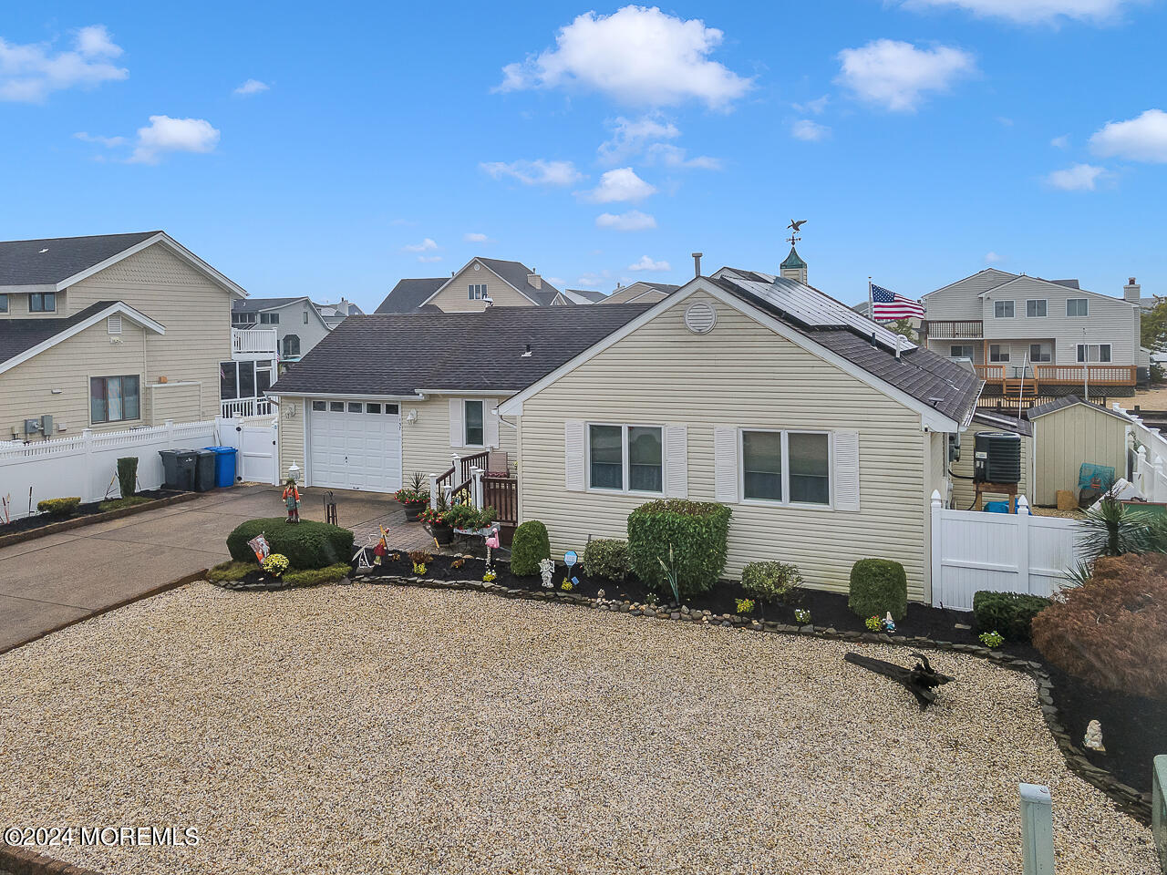 137 Catherine Lane