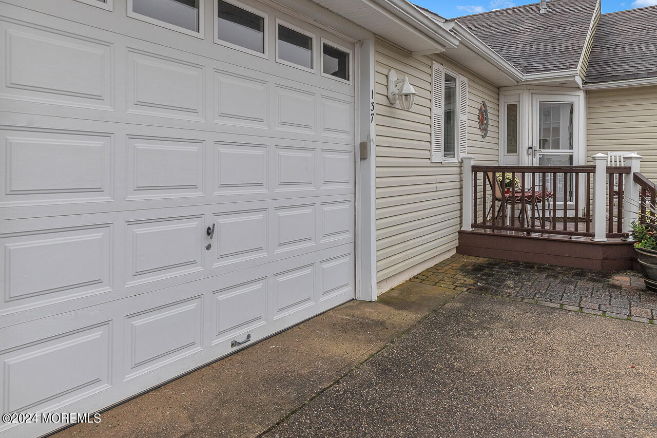 137 Catherine Lane