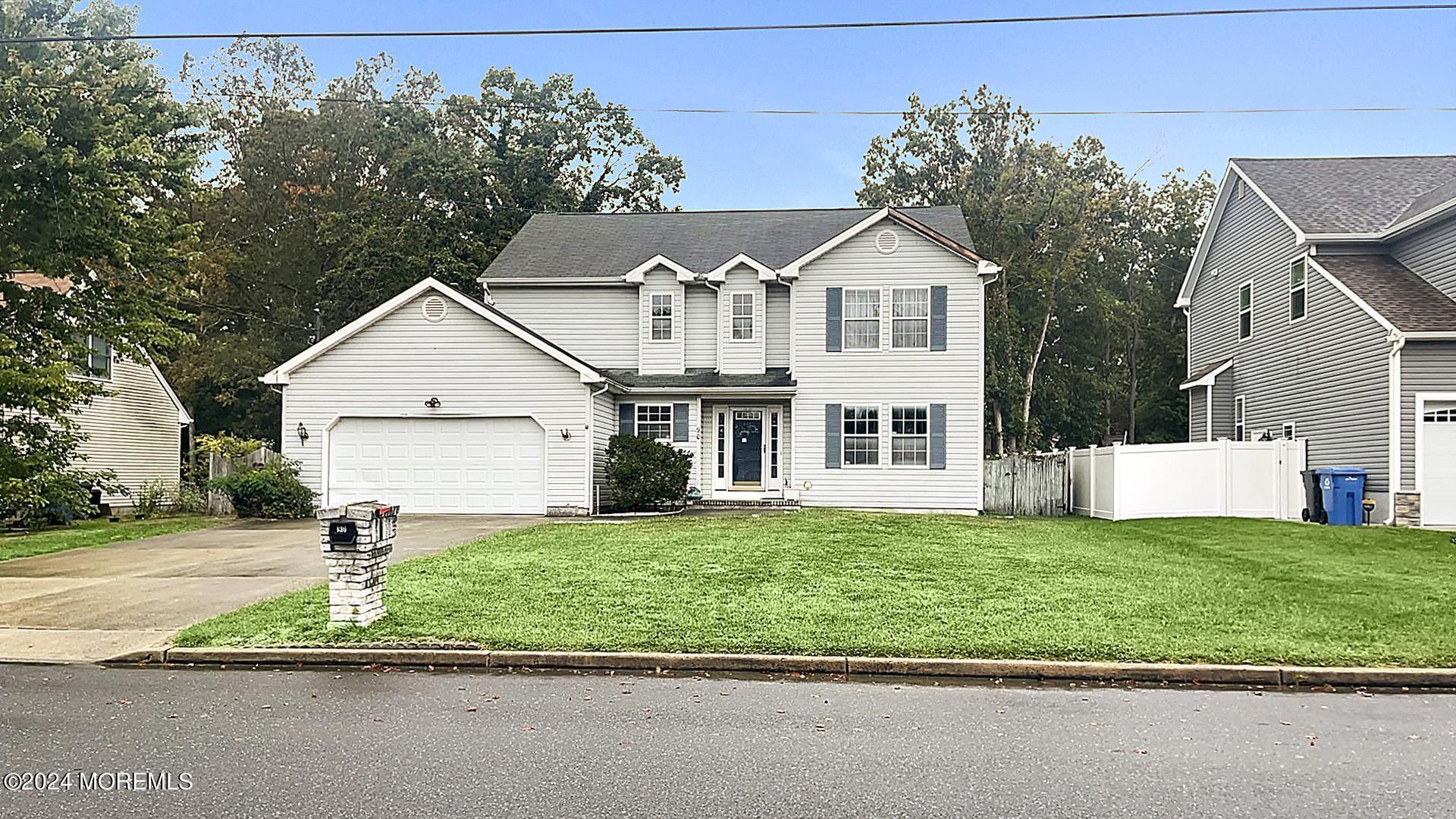 90 Atlantis Avenue