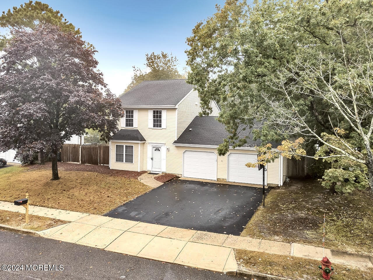 99 Ravenwood Boulevard