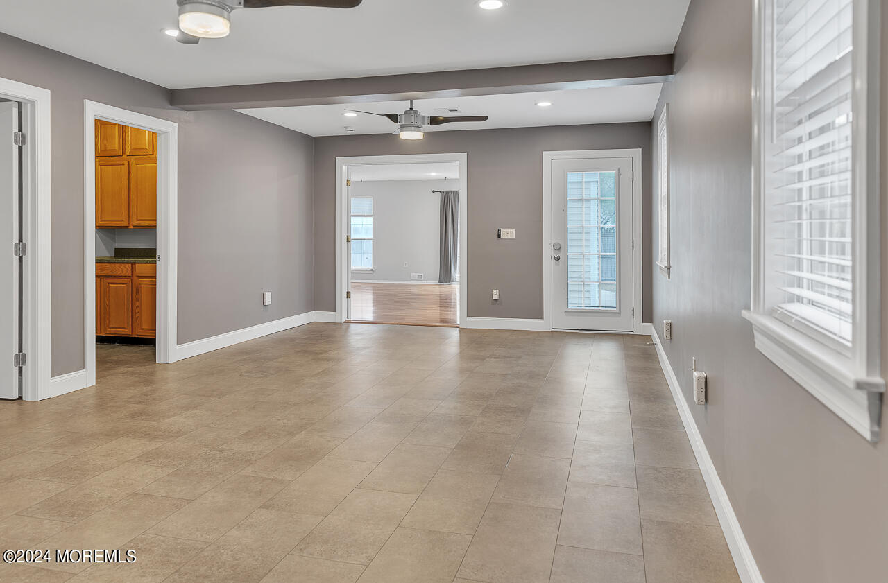 99 Ravenwood Boulevard