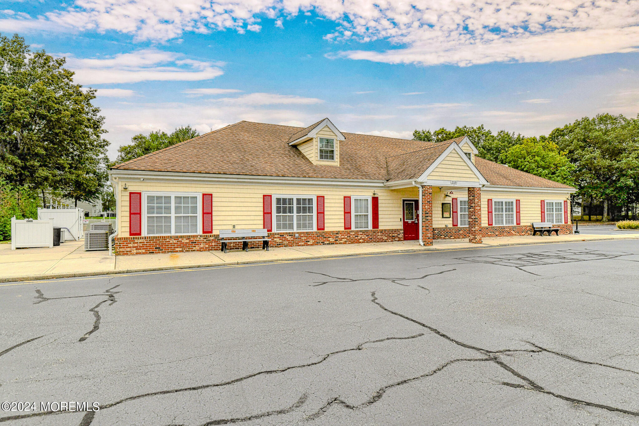 16 Dogwood Drive