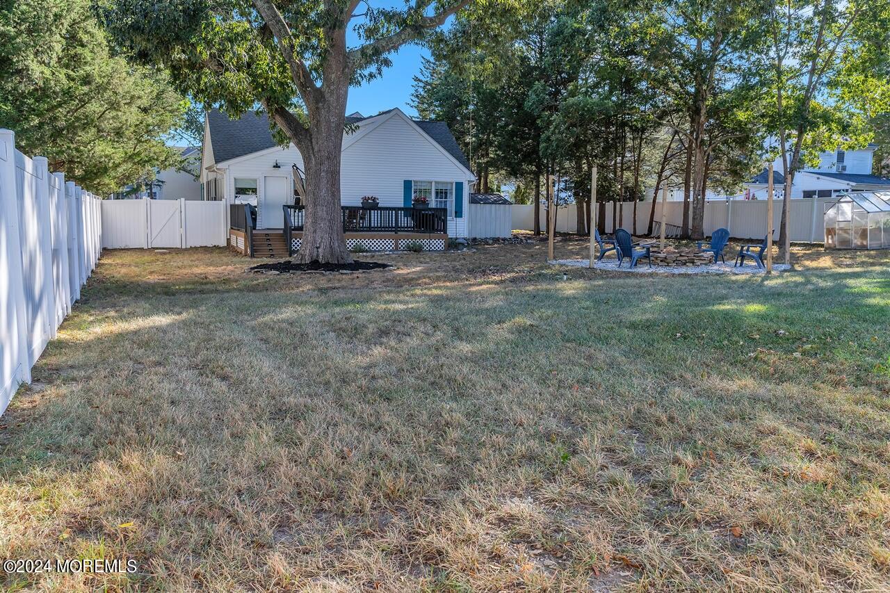 719 E Chip Shot Lane