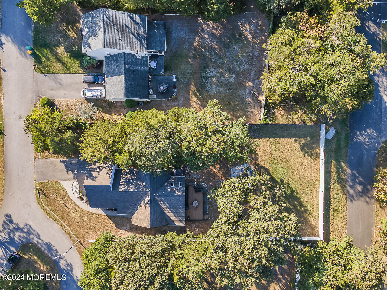 719 E Chip Shot Lane