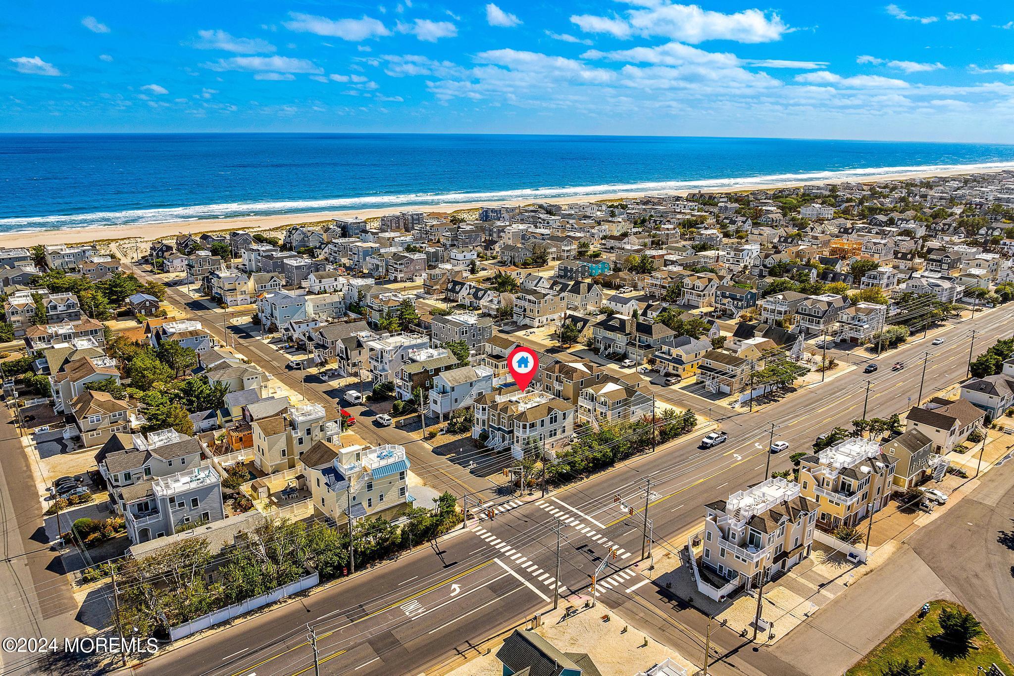 2 E California Avenue, B