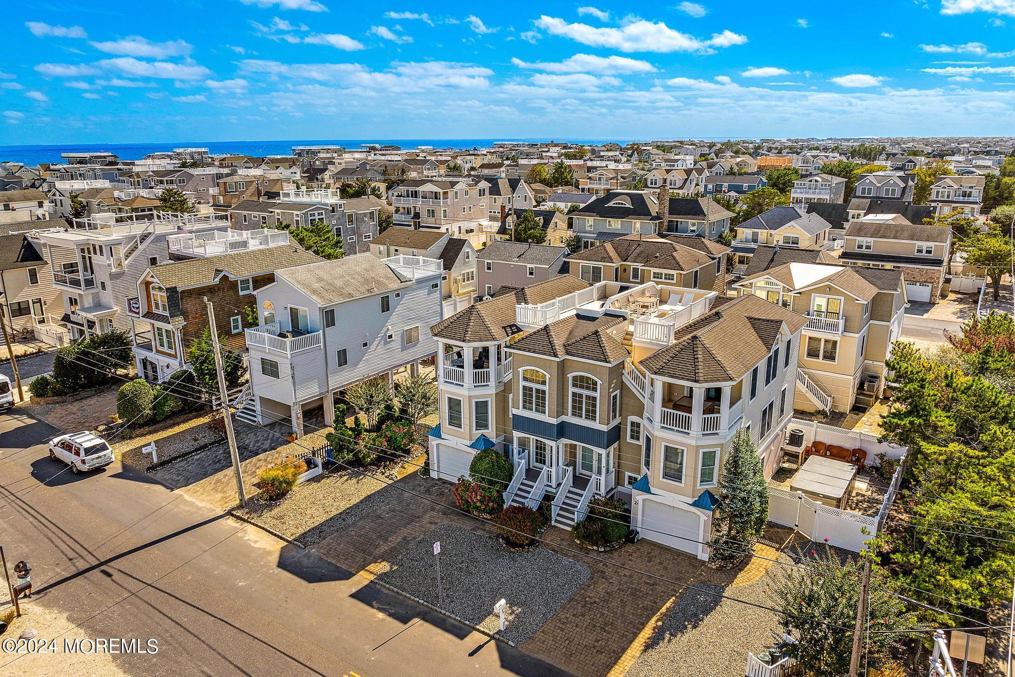 2 E California Avenue, B