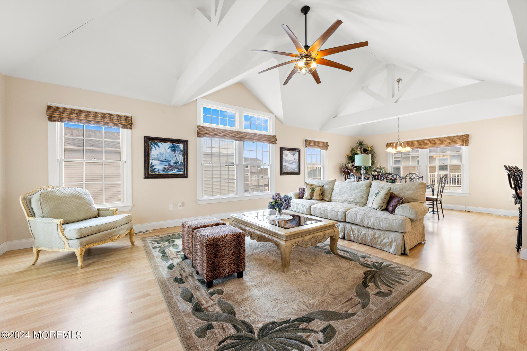2 E California Avenue, B