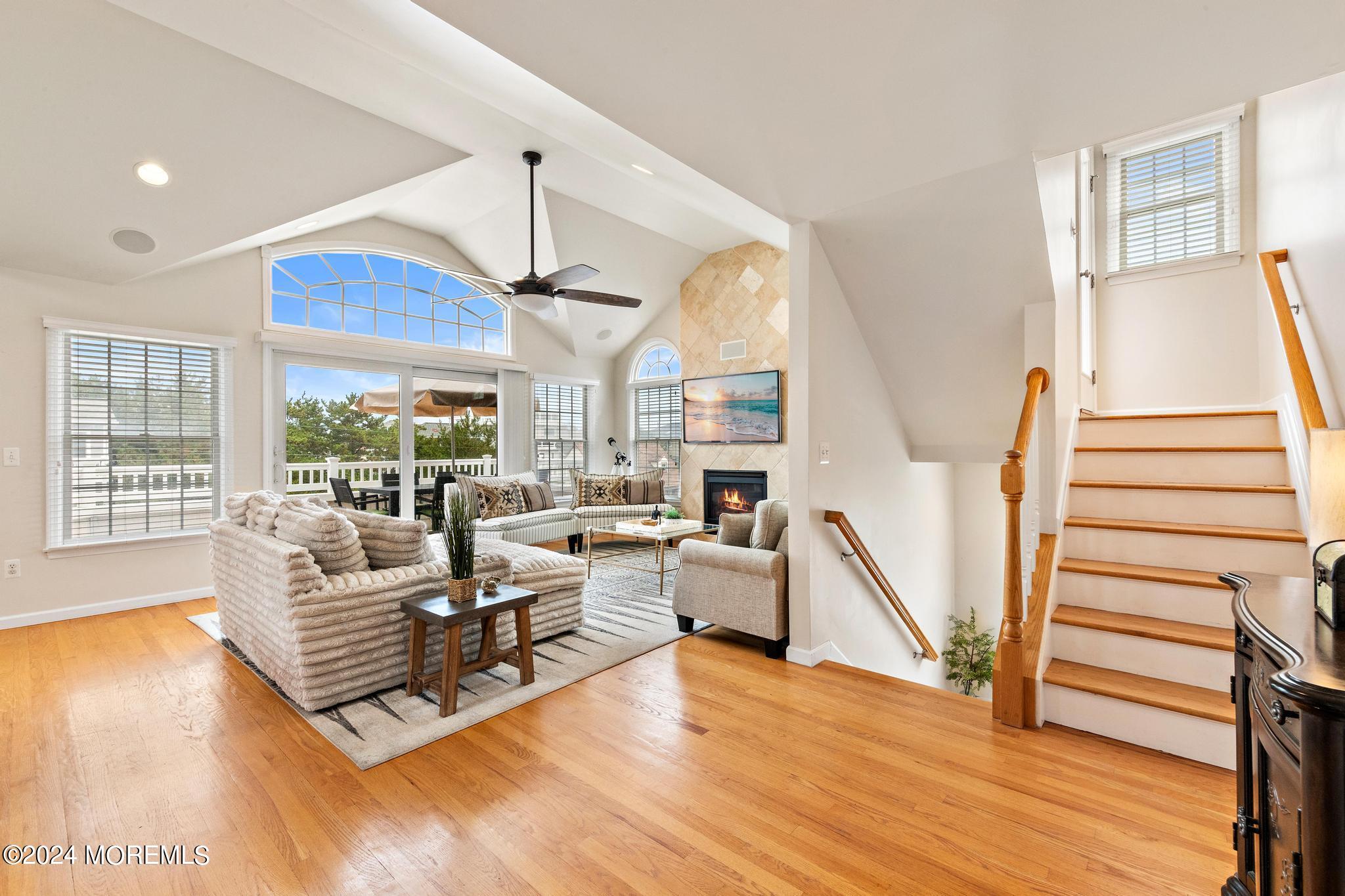14 E 44th Street