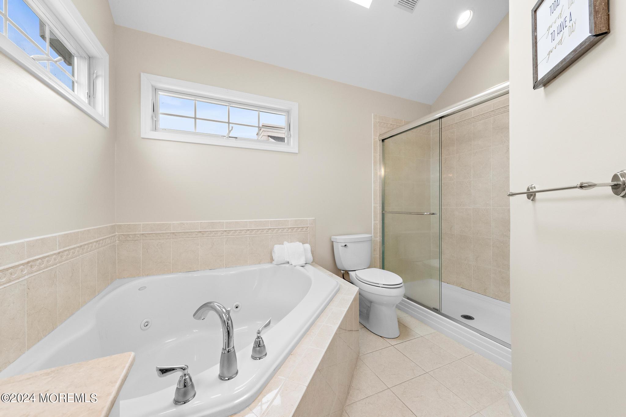 14 E 44th Street