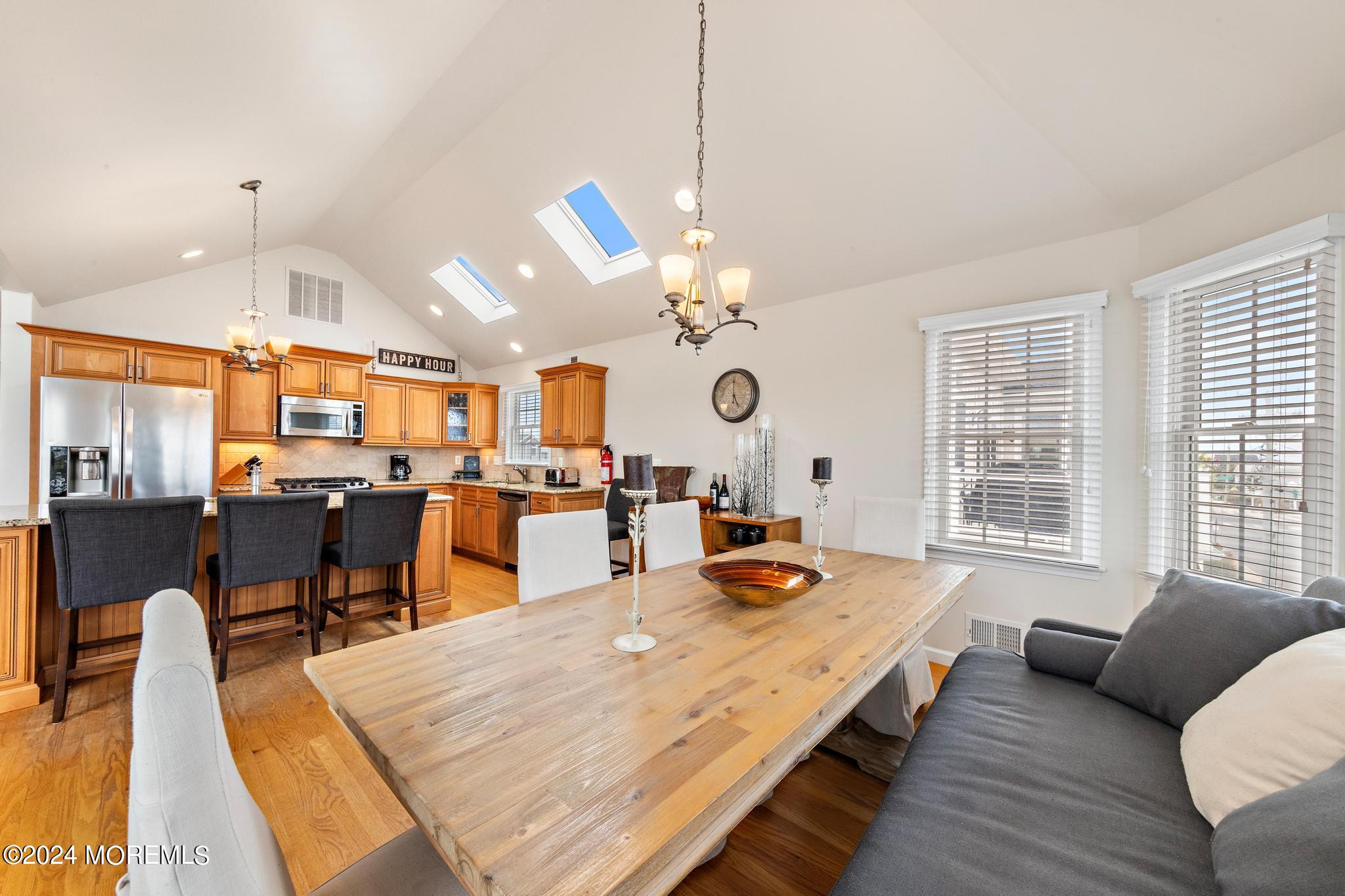 14 E 44th Street