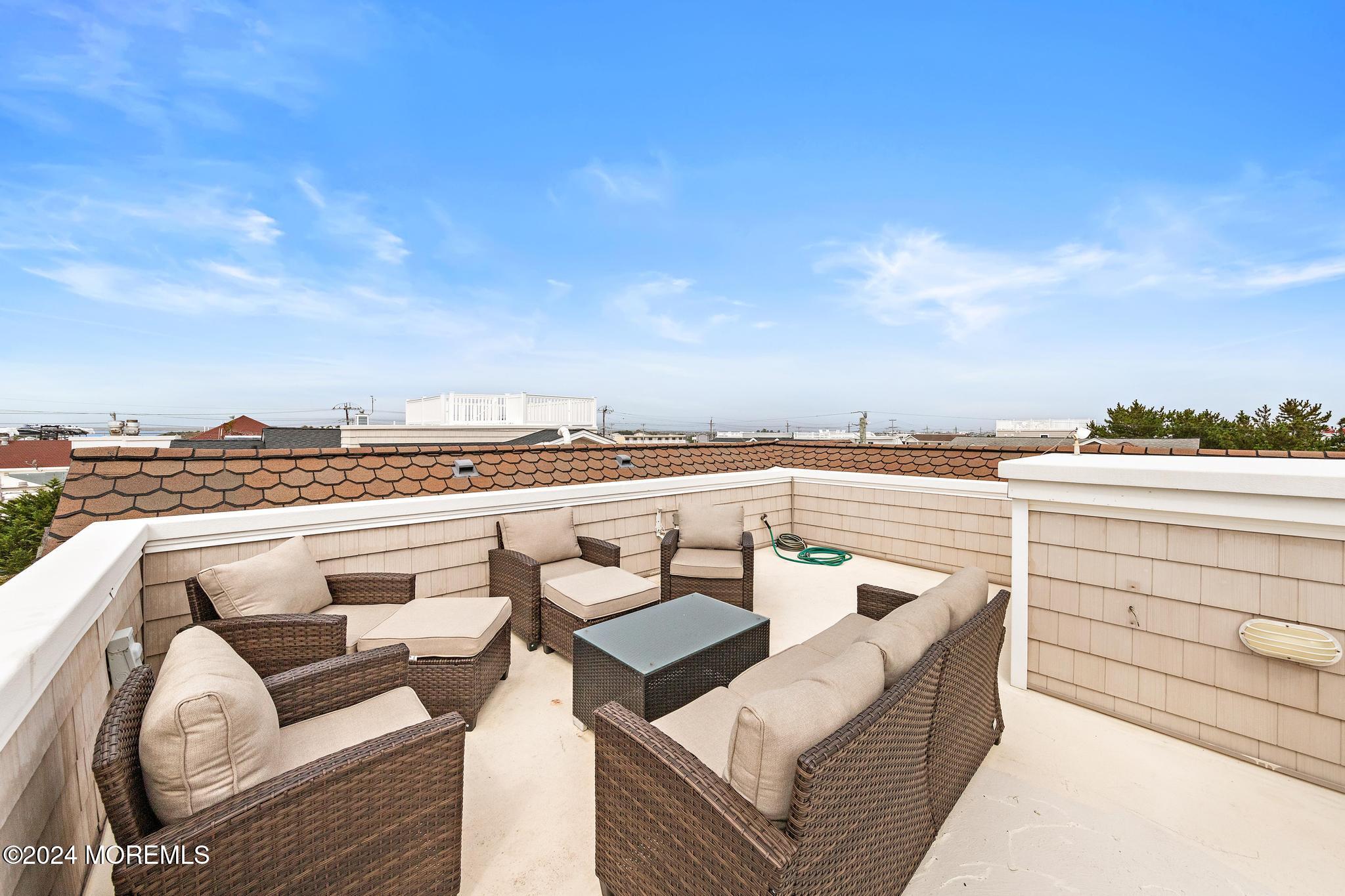 14 E 44th Street