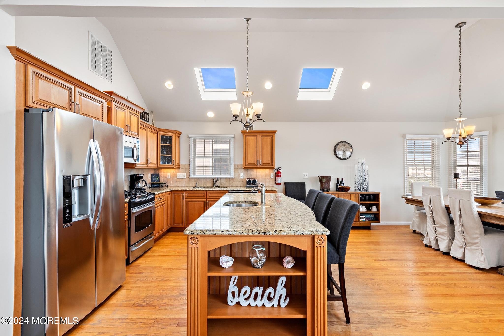 14 E 44th Street