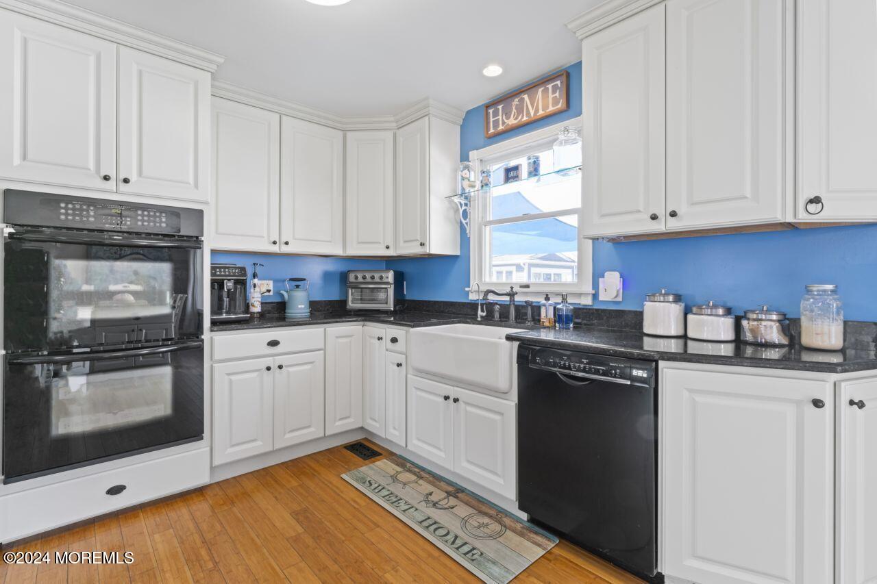 1200 Grebe Court
