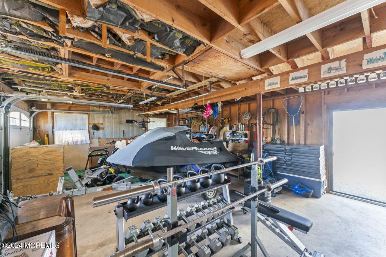 1200 Grebe Court